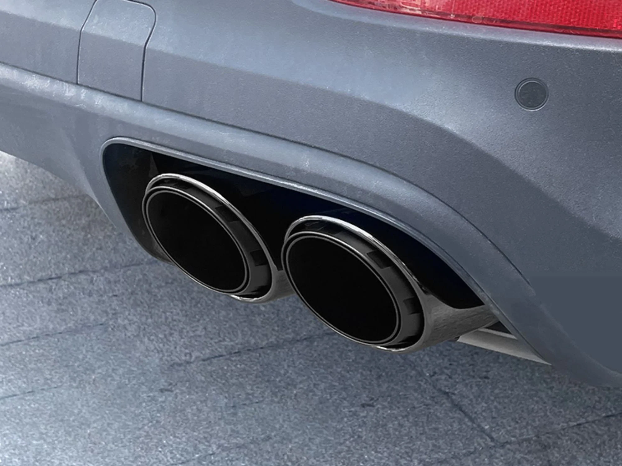 3-Layer Gloss Black Exhaust Tips (Set of 4) for Porsche Cayenne S / GTS / Turbo / Turbo S 2015-2018 - Image 3