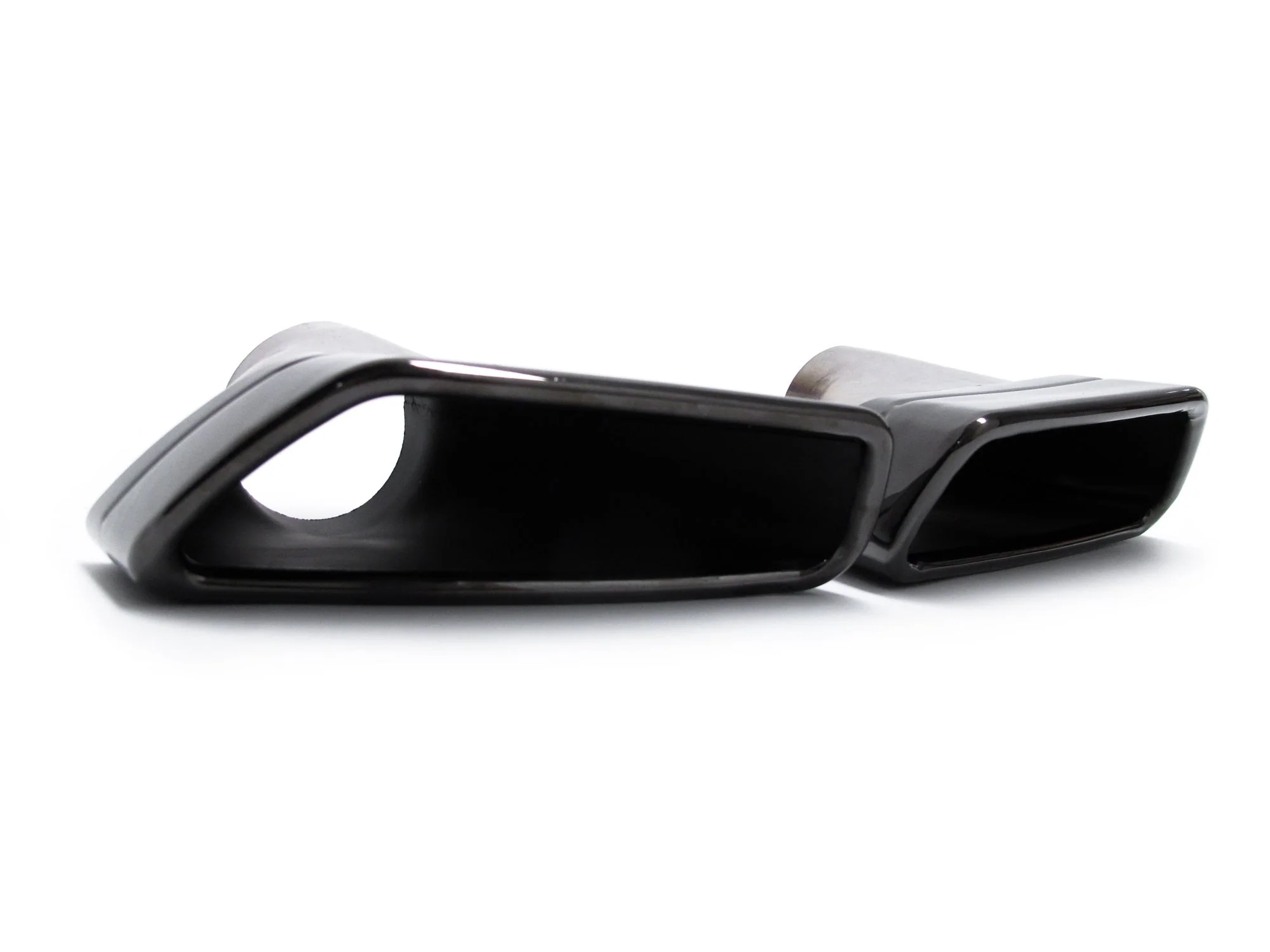 Black Exhaust Muffler Tips for BMW G30 520i 530i 540i Sedan 2017-2019-2023 M-Sport - Image 5