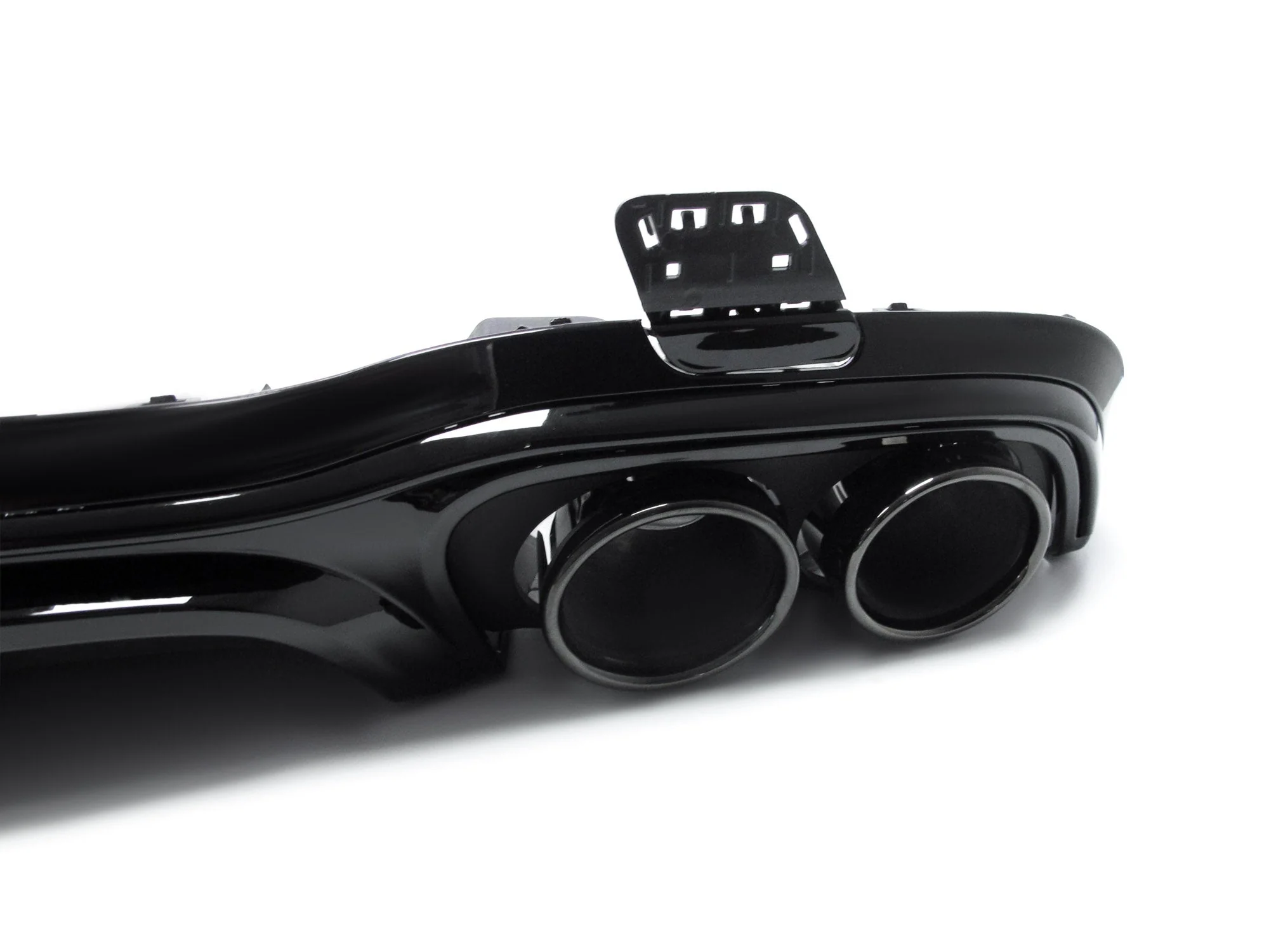 Gloss Black Diffuser & Exhaust Tips for Mercedes E-class W213 S213 Sedan AMG 2021-2023 - Image 8