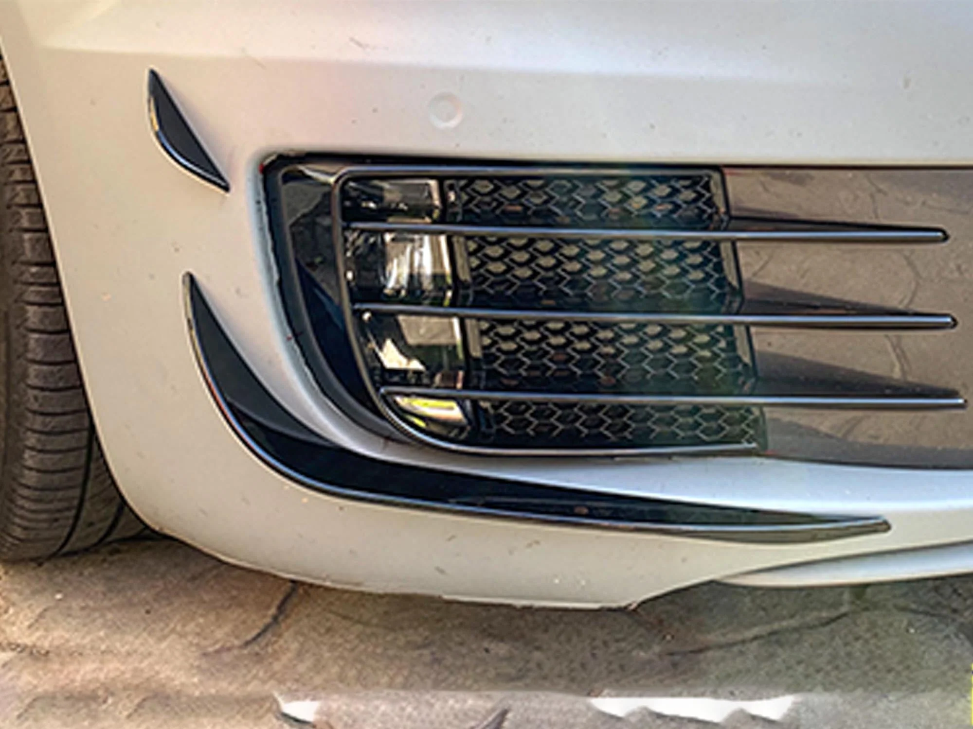 Glossy Black Front Bumper Canards Set for VW Golf MK6 GTI 2008-2012 - Image 20