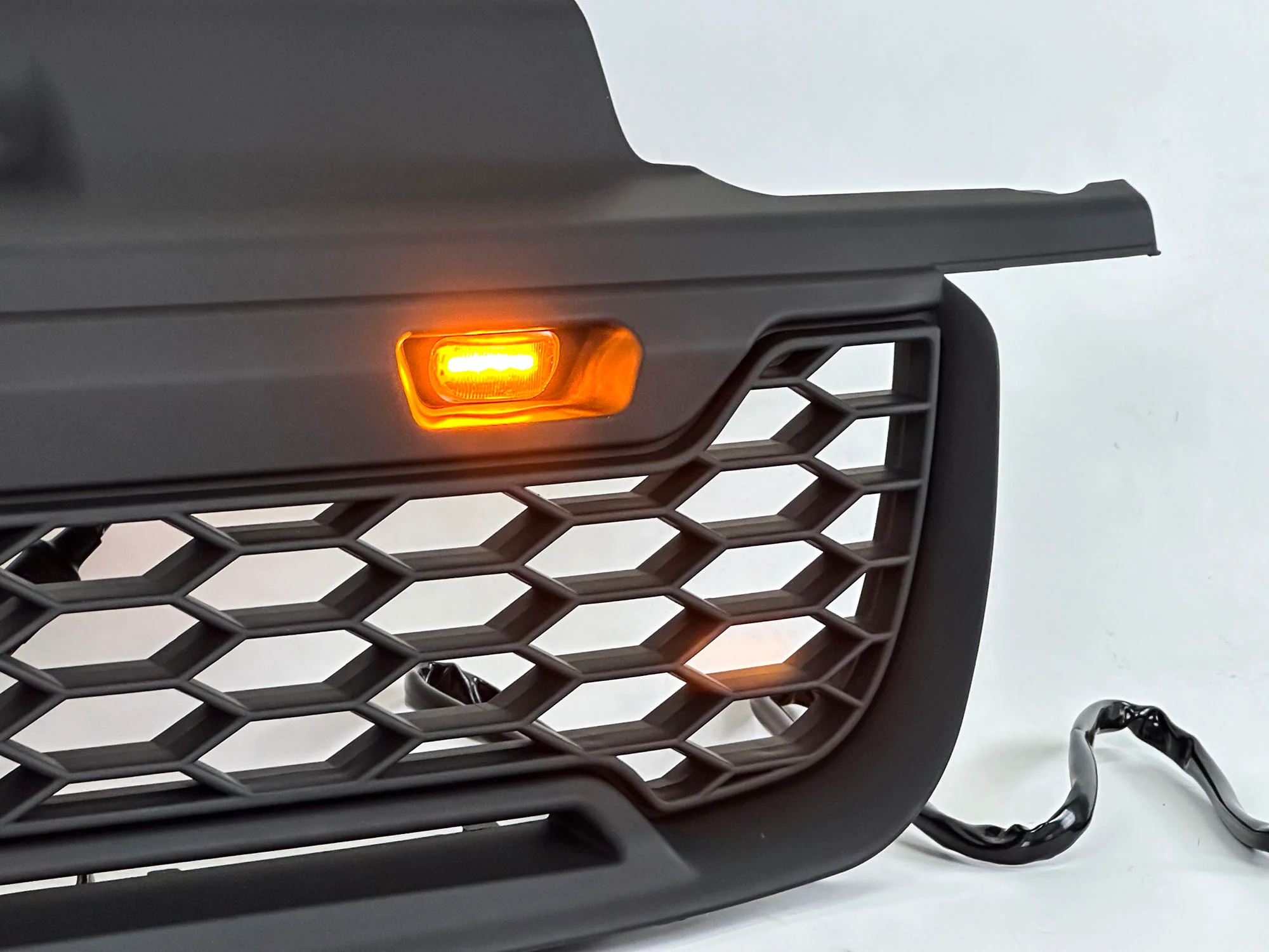 Black Front Bumper Upper Grille w/ LED Lights Fits For 2001-2004 Ford Escape / Kuga - Image 12