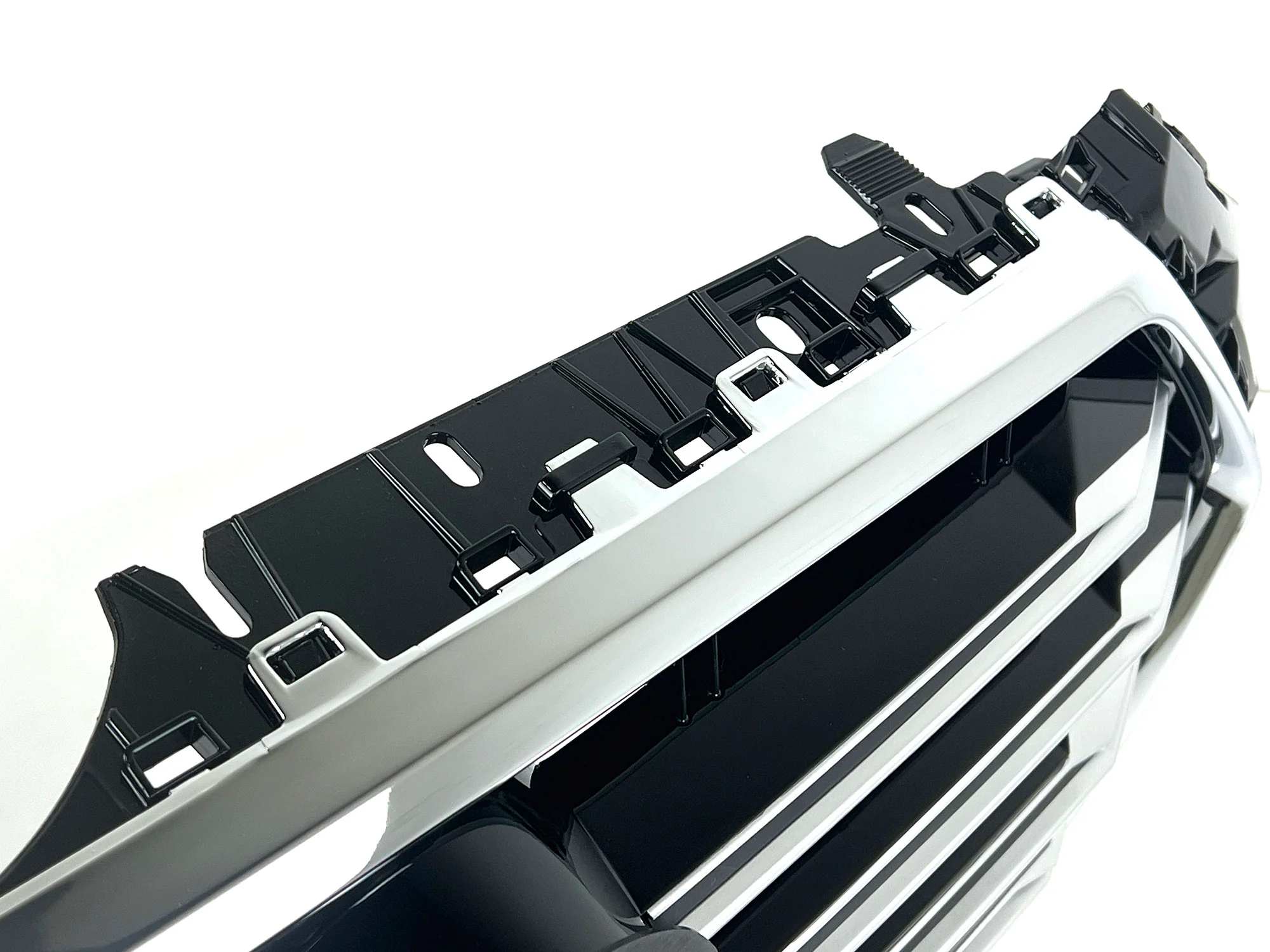 Chrome Front Bumper Grill for Audi A4 B9 S4 2017-2019 fg330 - Image 6