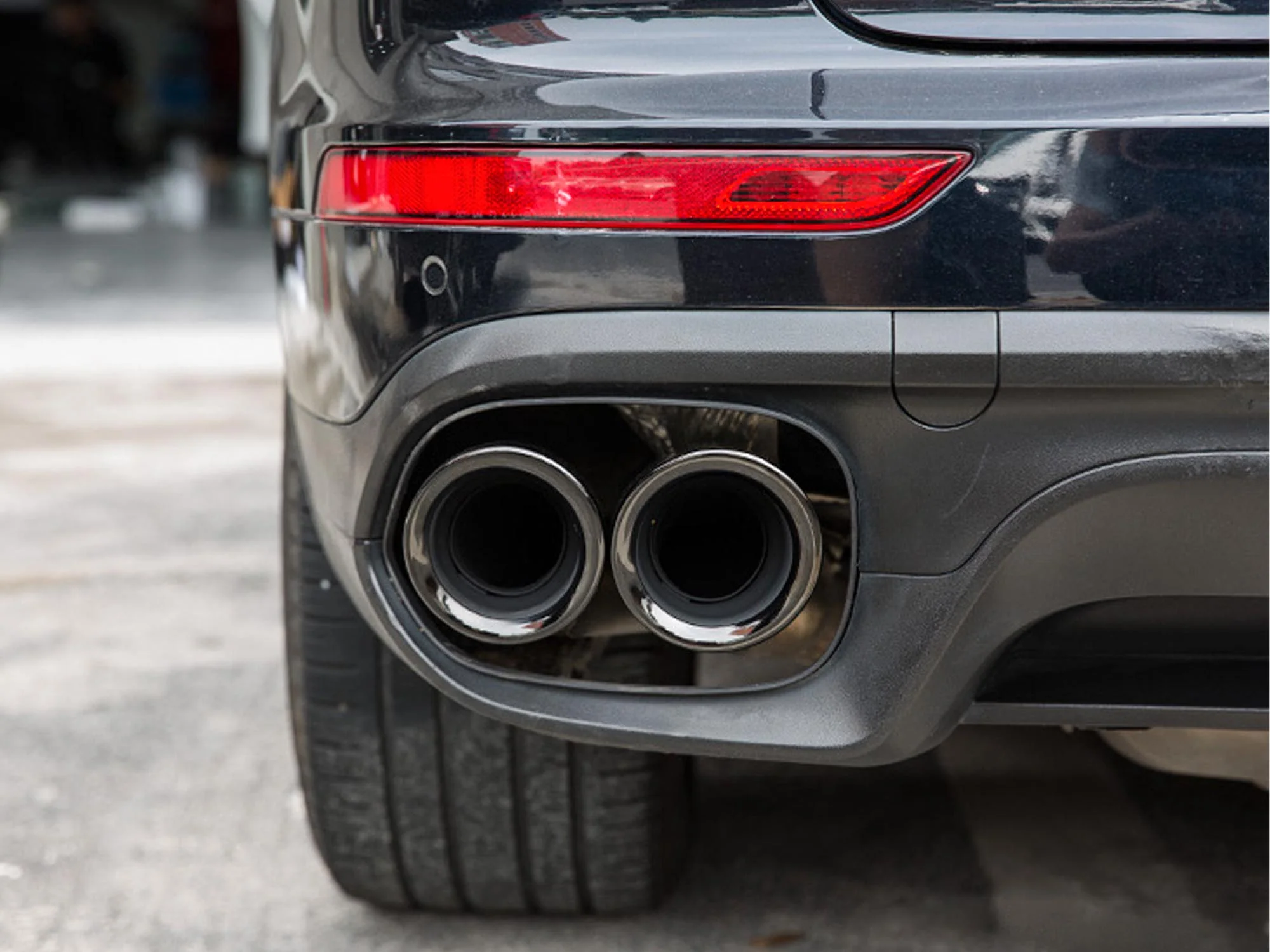 Black Exhaust Tips Sport Tailpipe (Long) for Porsche Cayenne 958.2 V6 V8 2015-2018 et105 - Image 3