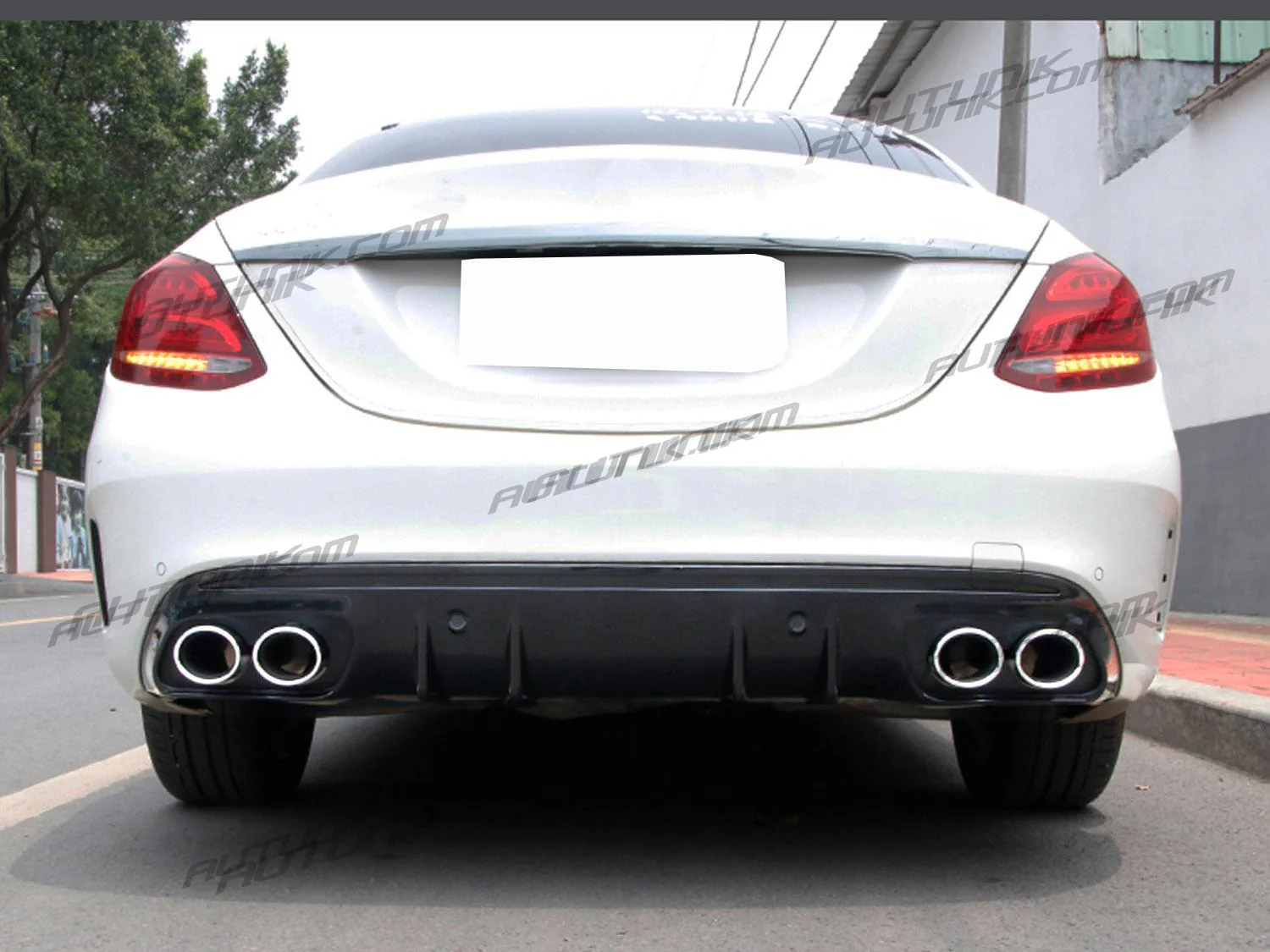 Rear Diffuser & Chrome Exhaust for Mercedes W205 Sedan C250 C300 C450 C43 AMG Pack 2015-2021 di28 - Image 3