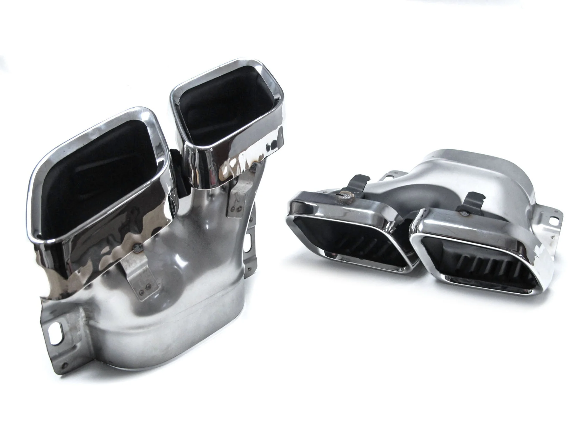 Gloss Black Diffuser w/ Chrome Exhaust Tips For Mercedes W205 Sedan C250 C300 C43 Sedan AMG Line 2015-2021 - Image 12