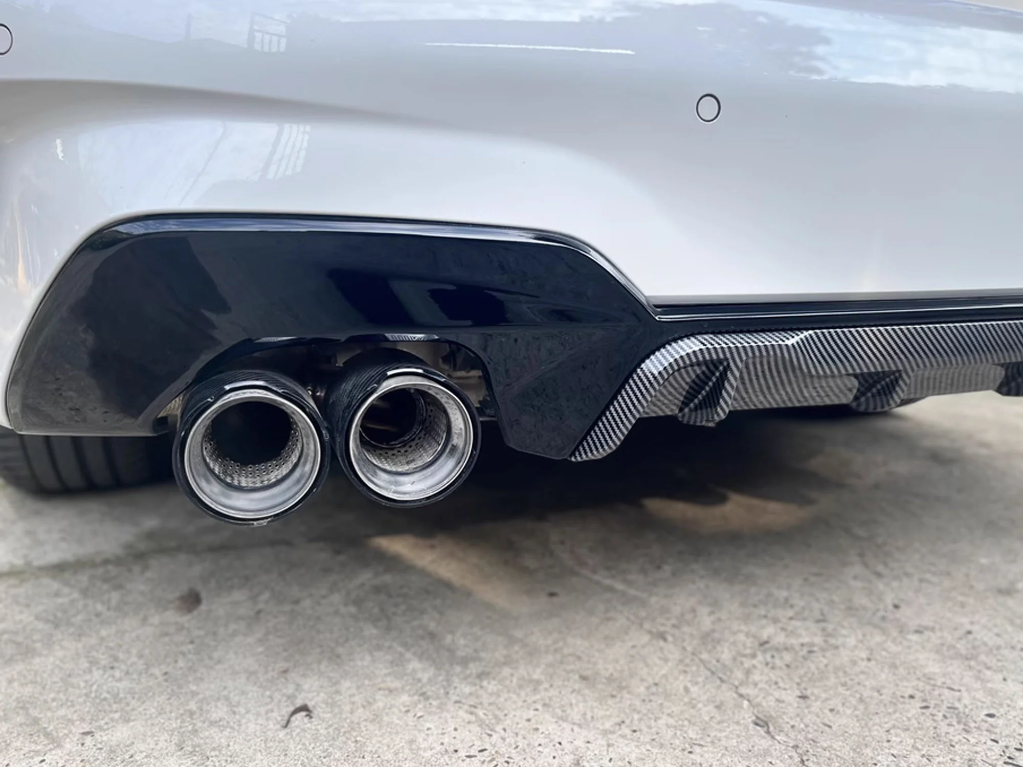 Silver Carbon Fiber Stainless Exhaust Tips Muffler for BMW G20 M340i G42 M440i G23 G26 M220i - Image 3
