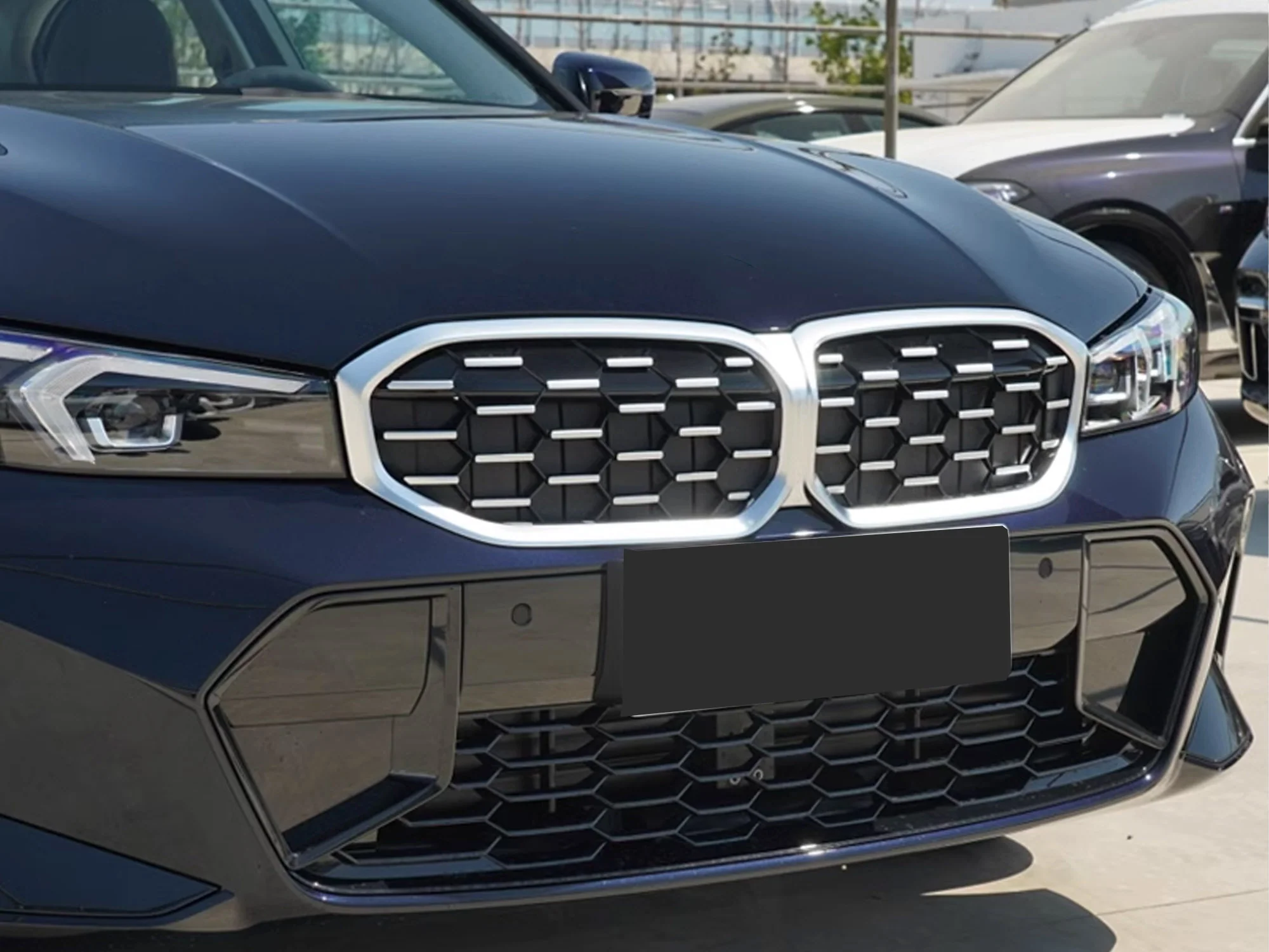 Chrome Diamond Front Grill Honeycomb for BMW G20 M340i 330i 2023 2024 - Image 2