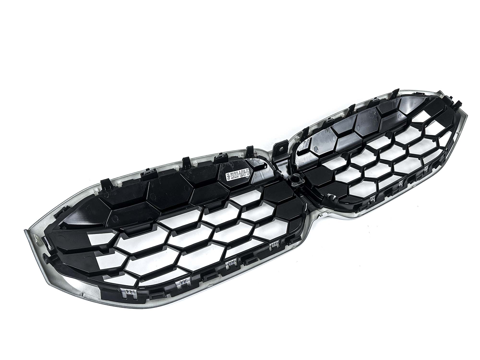 Chrome Diamond Front Grill Honeycomb for BMW G20 M340i 330i 2023 2024 - Image 9