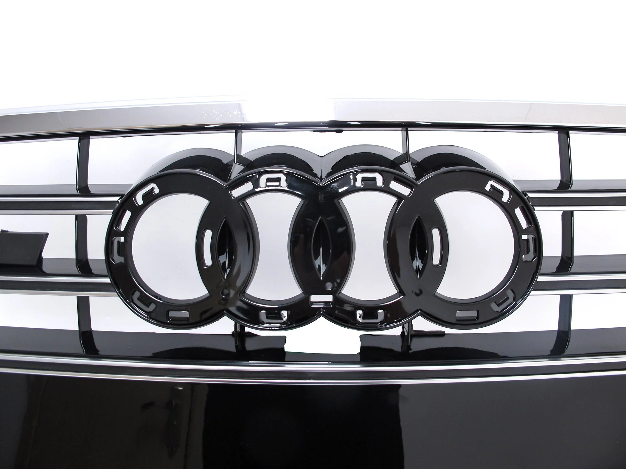 Chrome Front Bumper Grille for AUDI A6 C7 S6 2012-2015 - Image 14