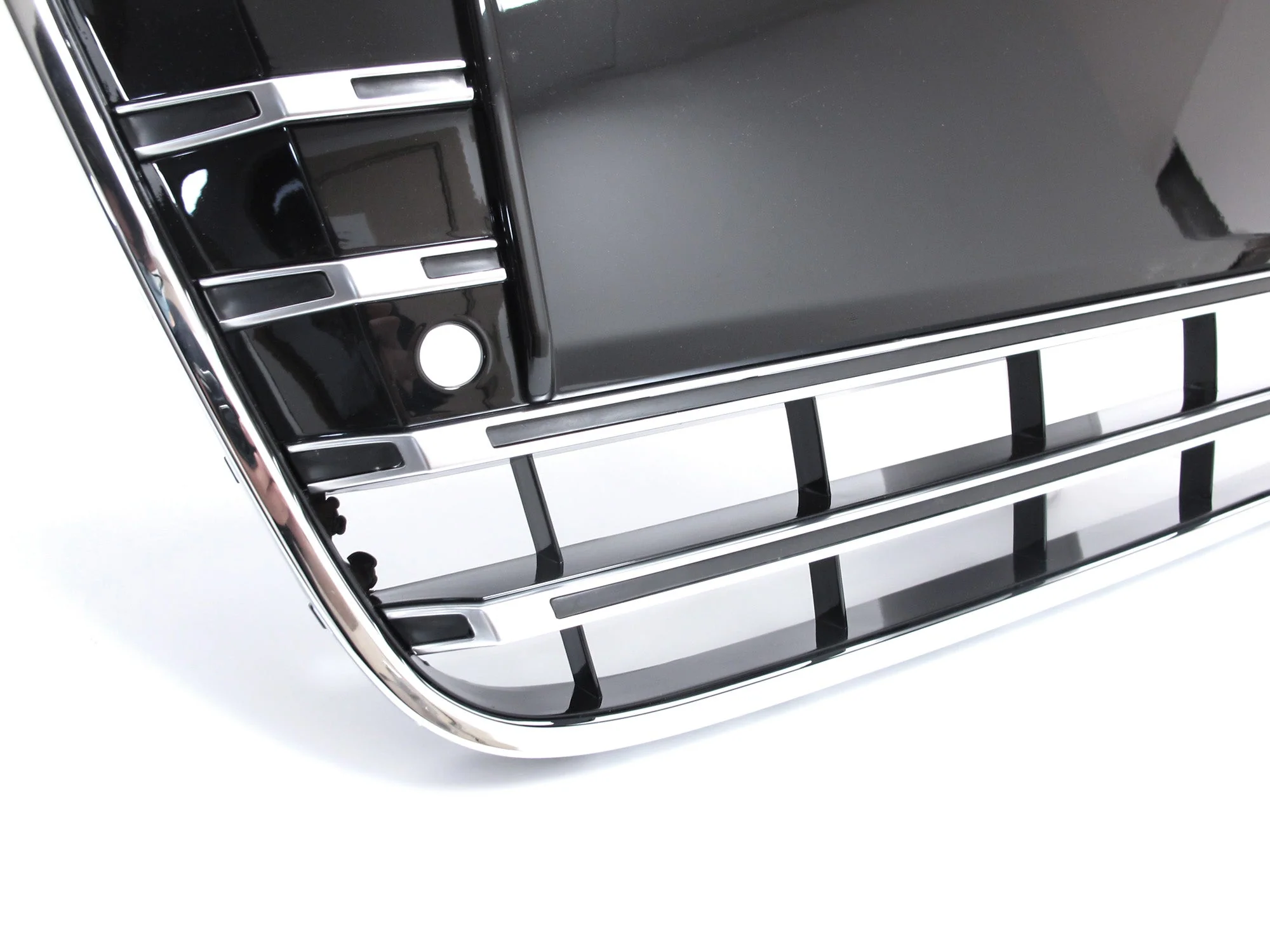 Chrome Front Bumper Grille for AUDI A6 C7 S6 2012-2015 - Image 8