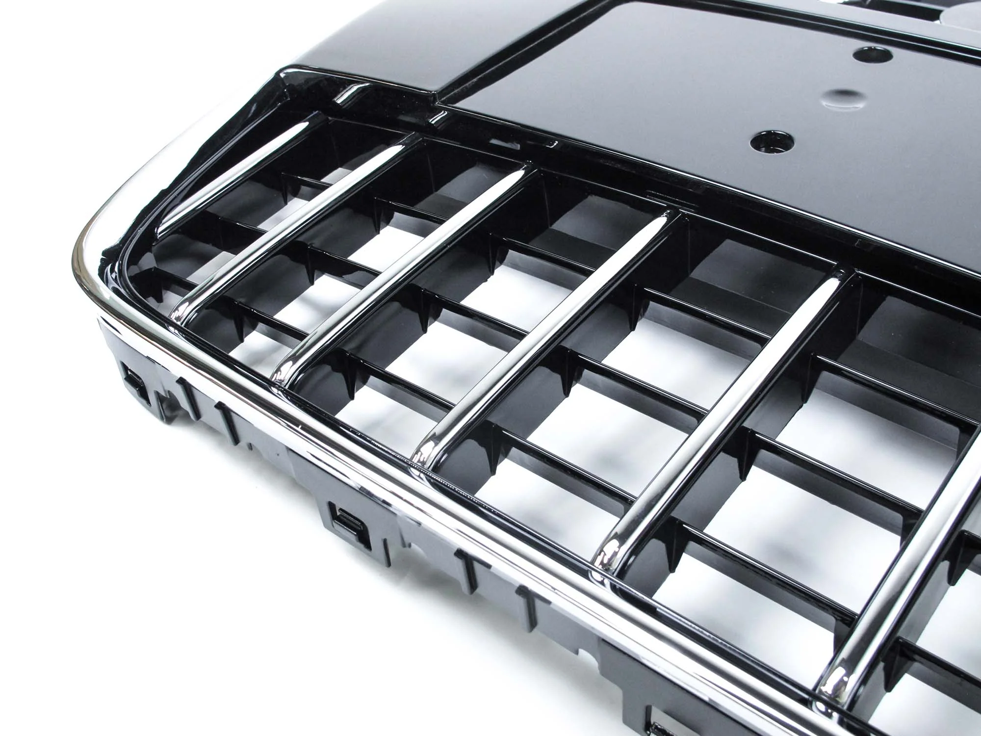 Chrome Front Bumper Grille Replacement For 2007-2015 Audi Q7 - Image 8