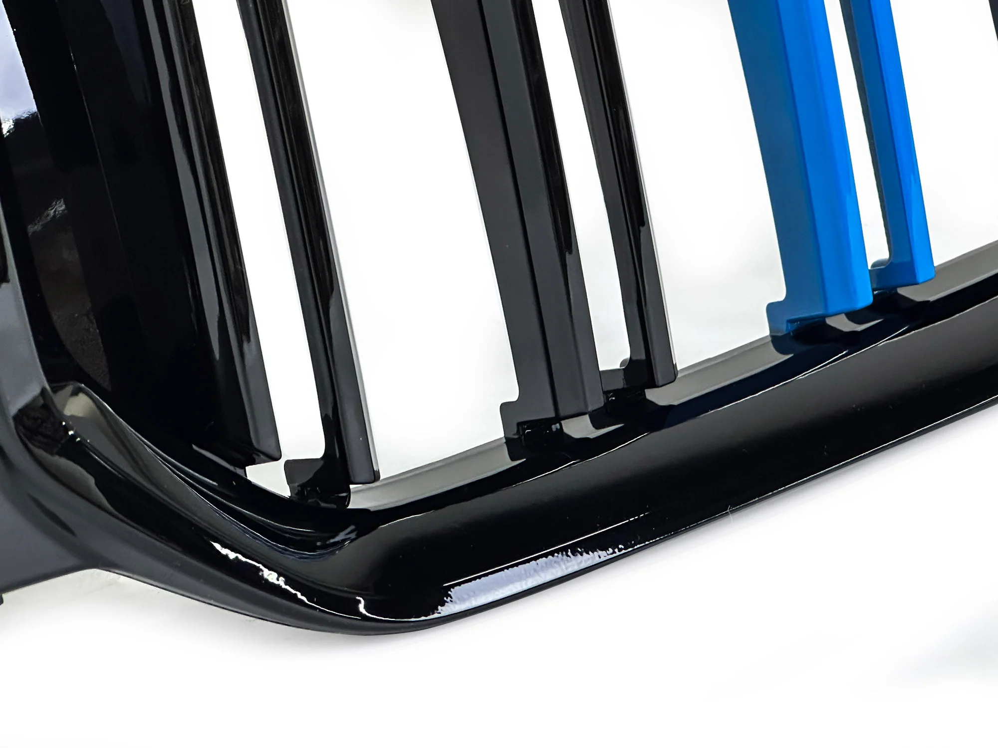 Gloss Black Front Kidney Grille M-Color fit for BMW G20 LCI 2023 2024+ - Image 9
