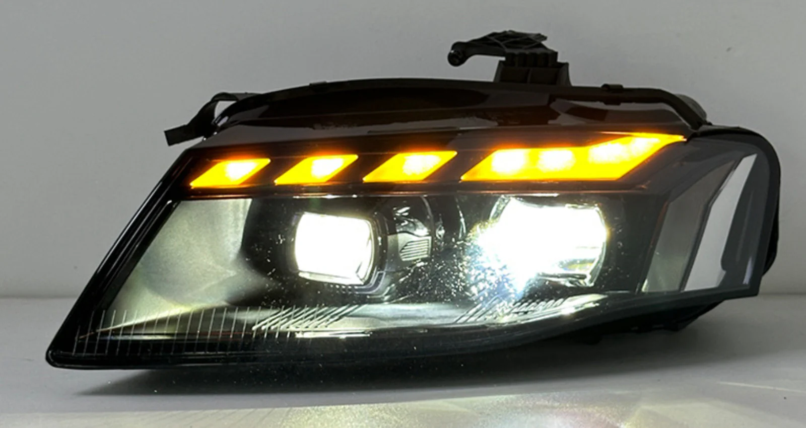 For 2009-2012 Audi A4 B8 LED Projector Headlight Assembly Upgrade Turn Signal Lamp - Image 6