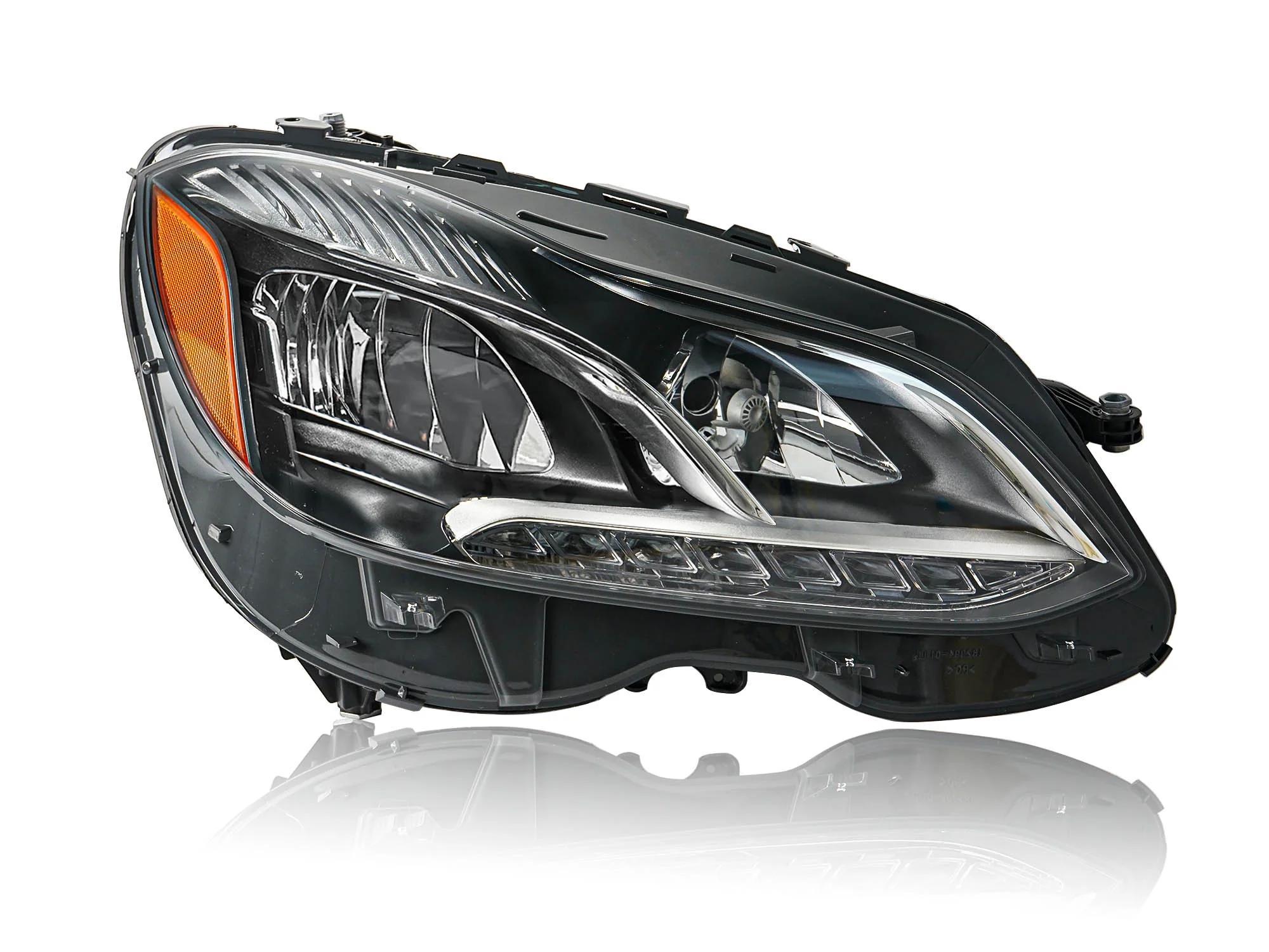 RH Halogen Headlight Fits Mercedes-Benz E-Class W212 Sedan/Wagon 2014-2016 - Image 5