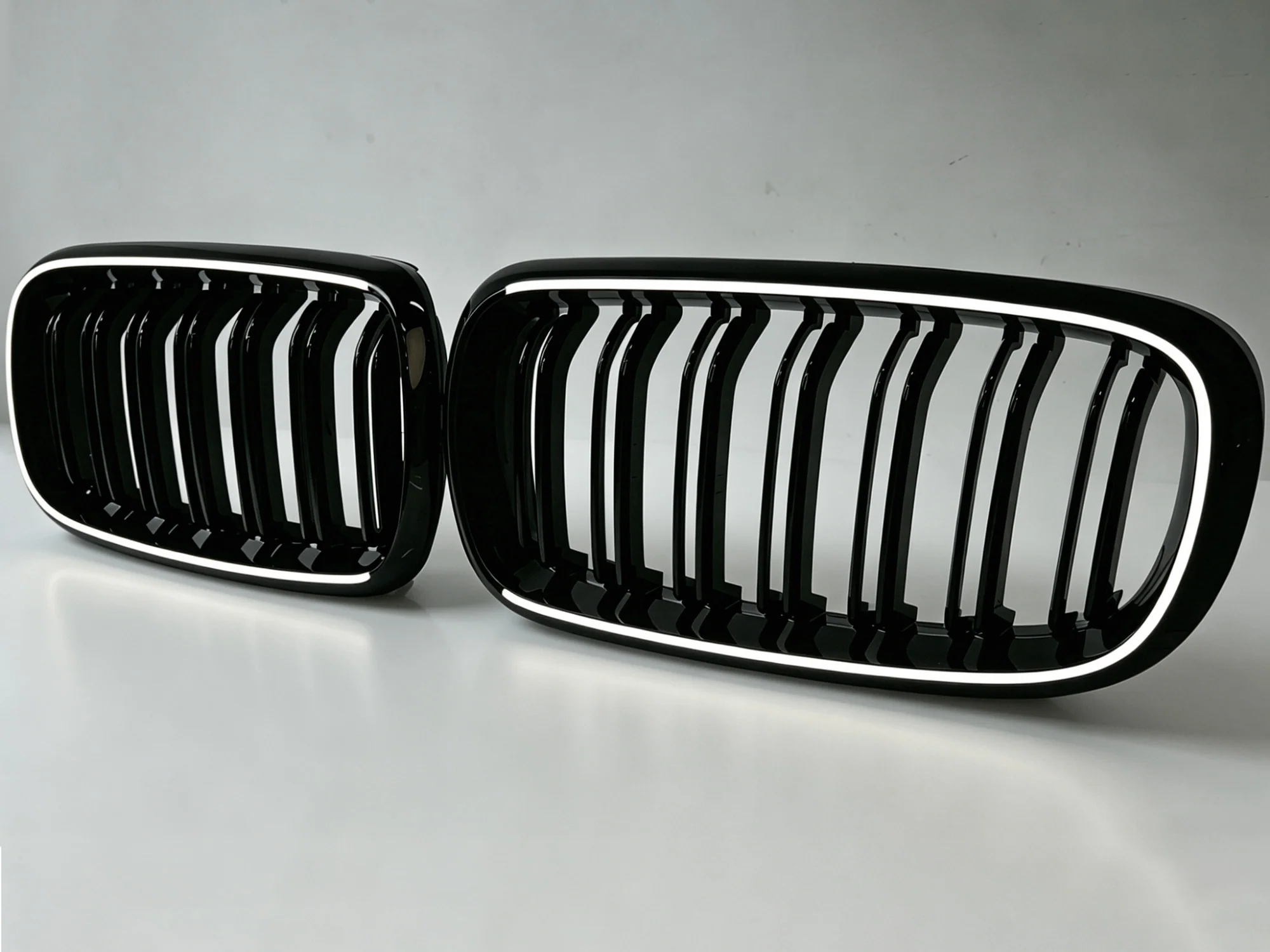 For 2014-2018 BMW X5 F15 X6 F16 Gloss Black LED Light Front Kidney Grille Upper Grill Radiator - Image 5