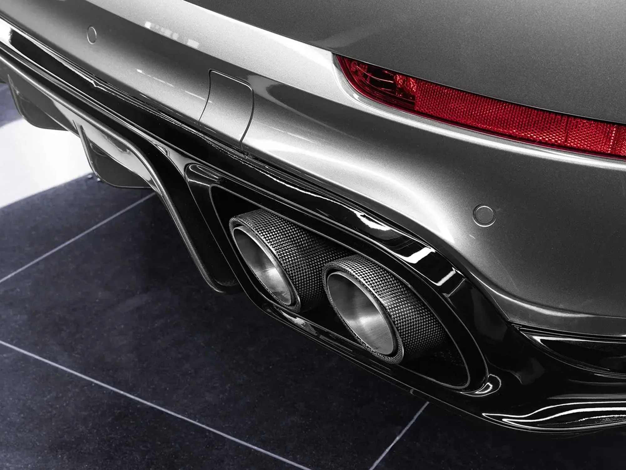 Real Carbon Fiber Exhaust Tips Muffler for 2019-2026  Porsche Cayenne Base 9Y0 - Image 3