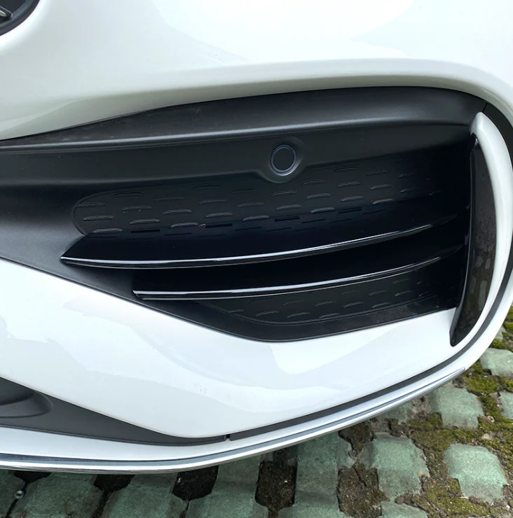 For 2022-2023 Mercedes C W206 S206 AMG Package Front Fog Light Lamp Cover Trim Glossy Black - Image 3