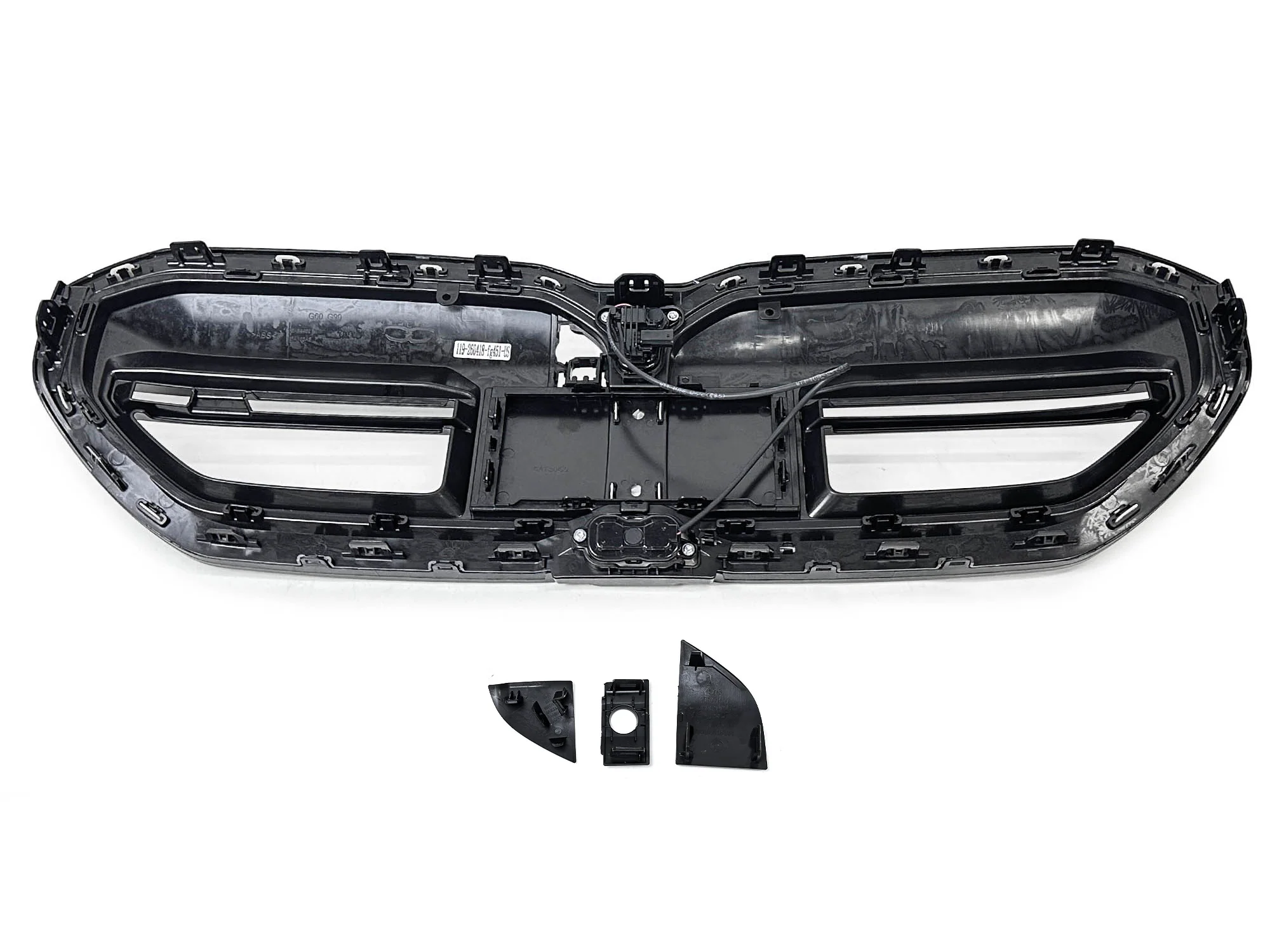 For 2024-2026 BMW 5-Series I5 G60 G61 M60 Gloss Black Front Kidney Grille w/ LED Light - Image 14