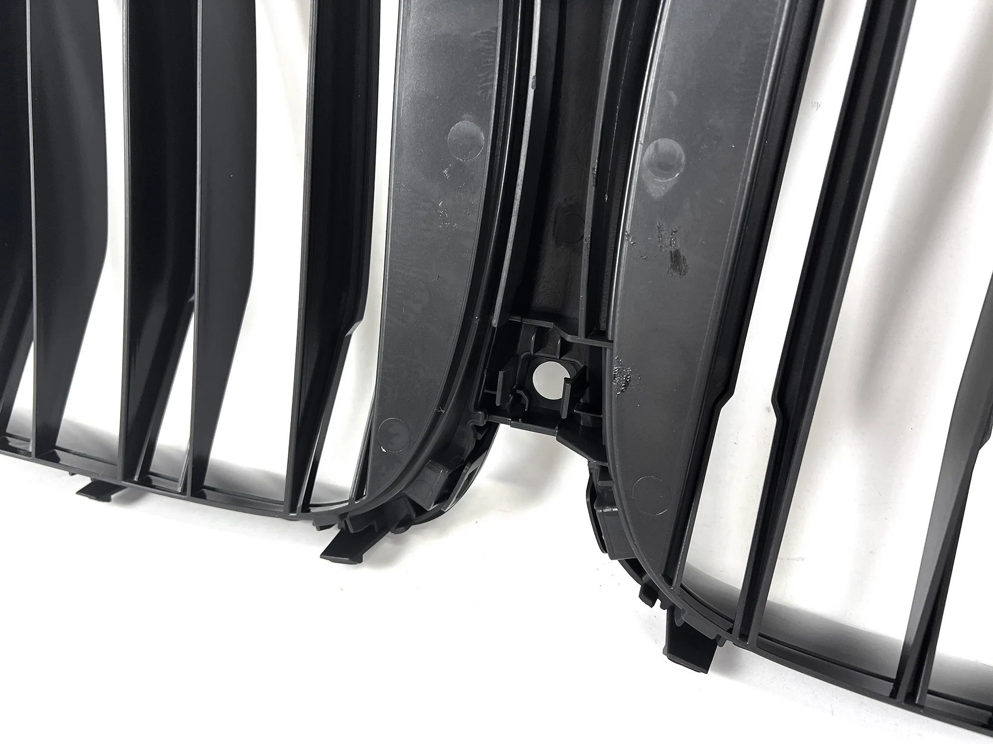 For 2024-2026 BMW X5 G05 LCI Gloss Black Dual Slats Front Kidney Grill - Image 10
