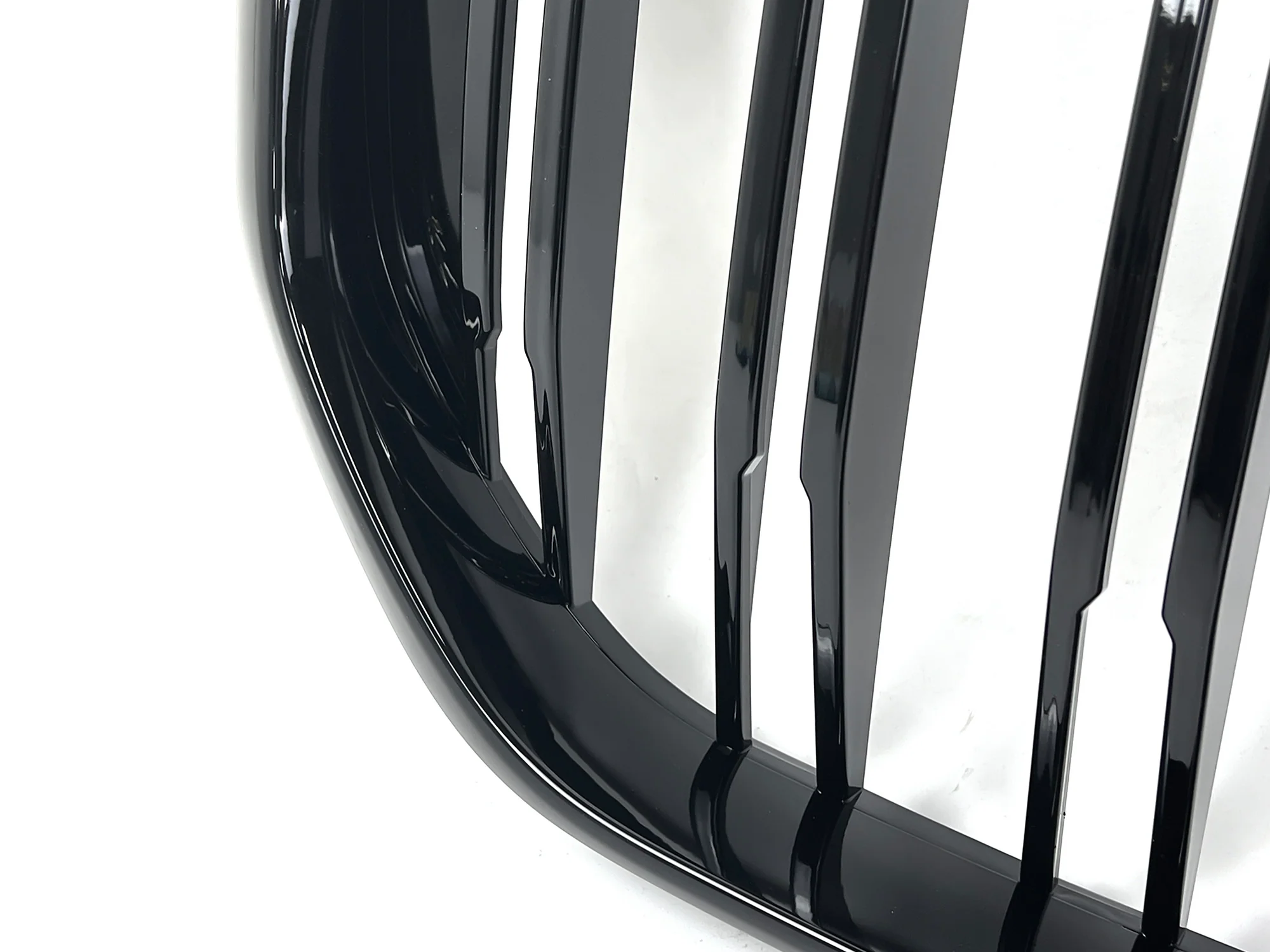 For 2024-2026 BMW X5 G05 LCI Gloss Black Dual Slats Front Kidney Grill - Image 6