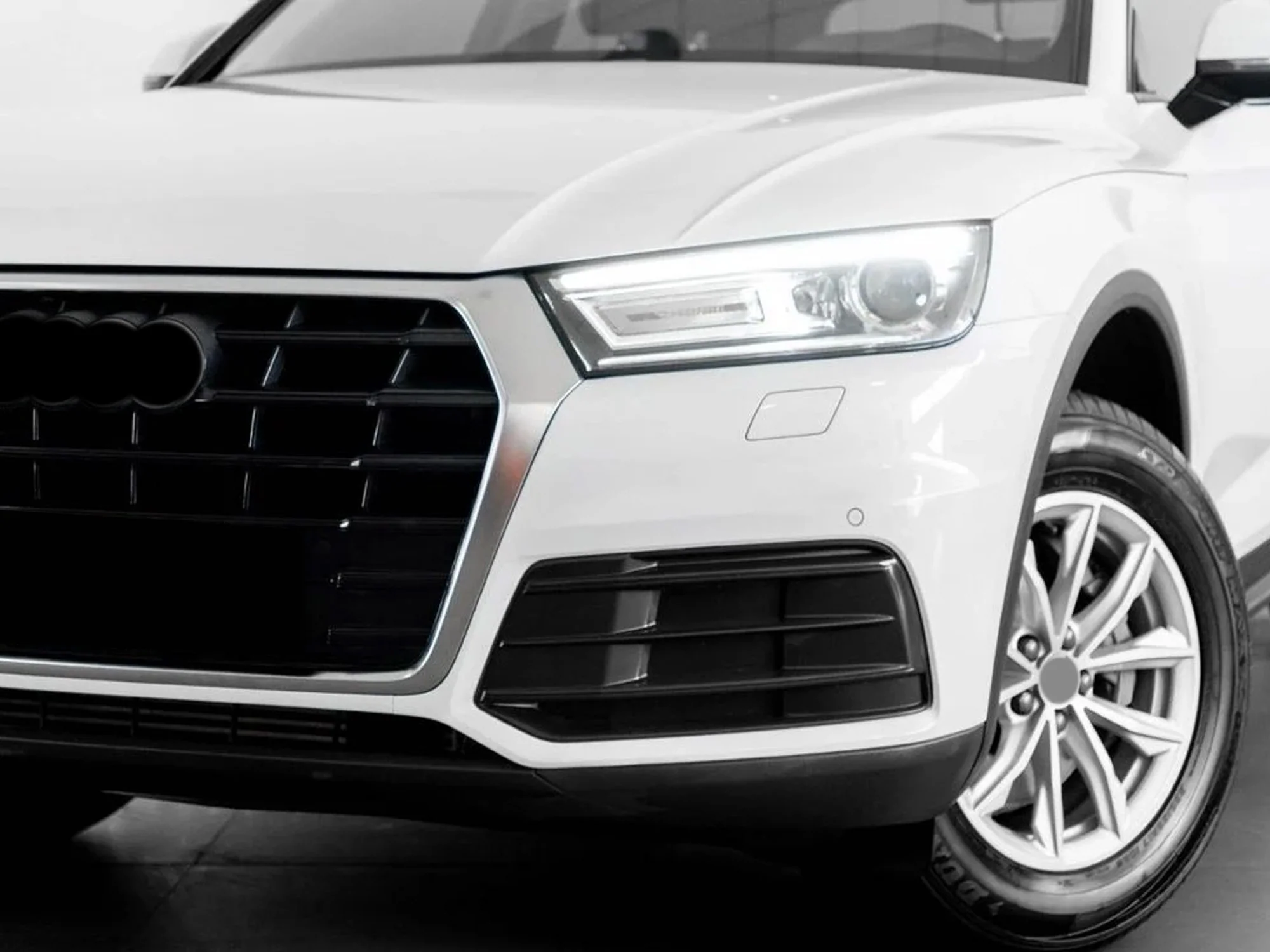 Fit For 2018 2019 2020 Audi Q5 Front Bumper Fog Light Grille Covers Gloss Black LH+RH - Image 2