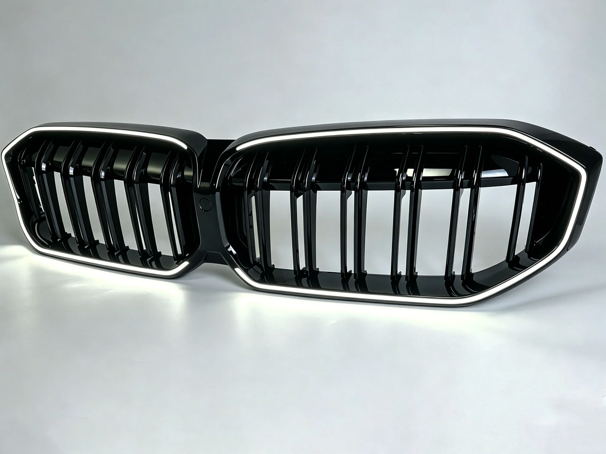 Front Kidney Grille Dual Lines W/ LED Light For BMW 3 Series G20 2023-2026 Gloss Black - Image 3