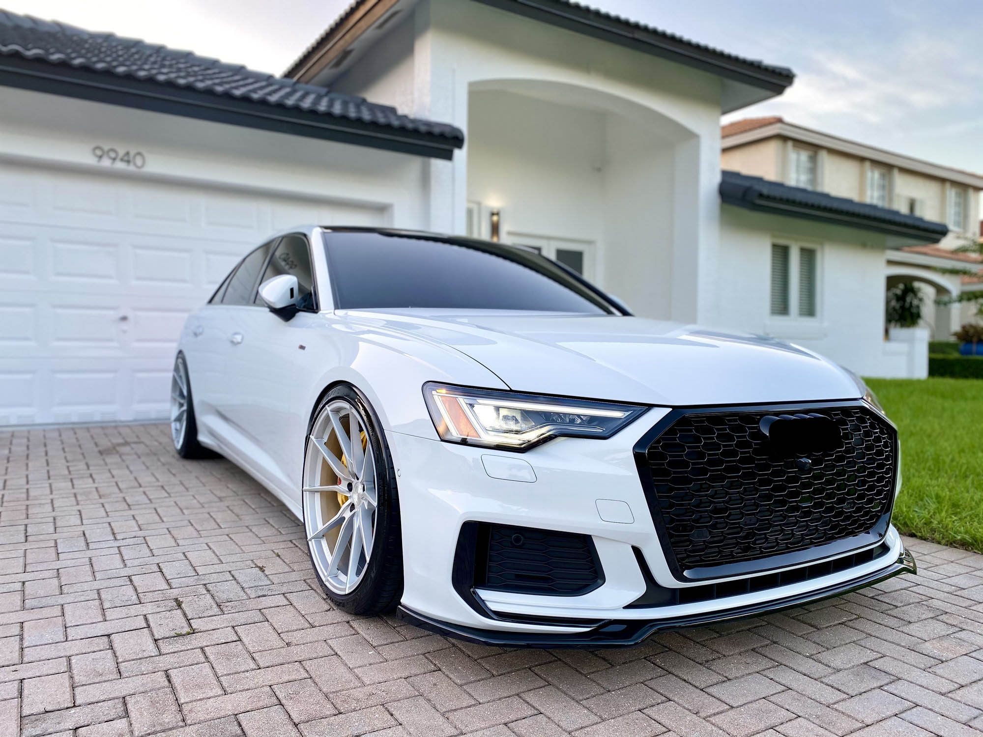 RS6 Style Front Bumper Grille Honeycomb Mesh For Audi A6 S6 C8 2019-2024 - Image 3
