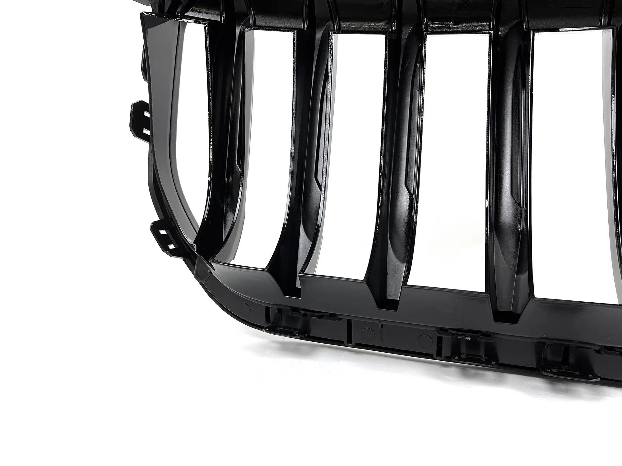 Gloss Black Front Kidney Grille for BMW X1 U11 U12 2023+ - Image 10