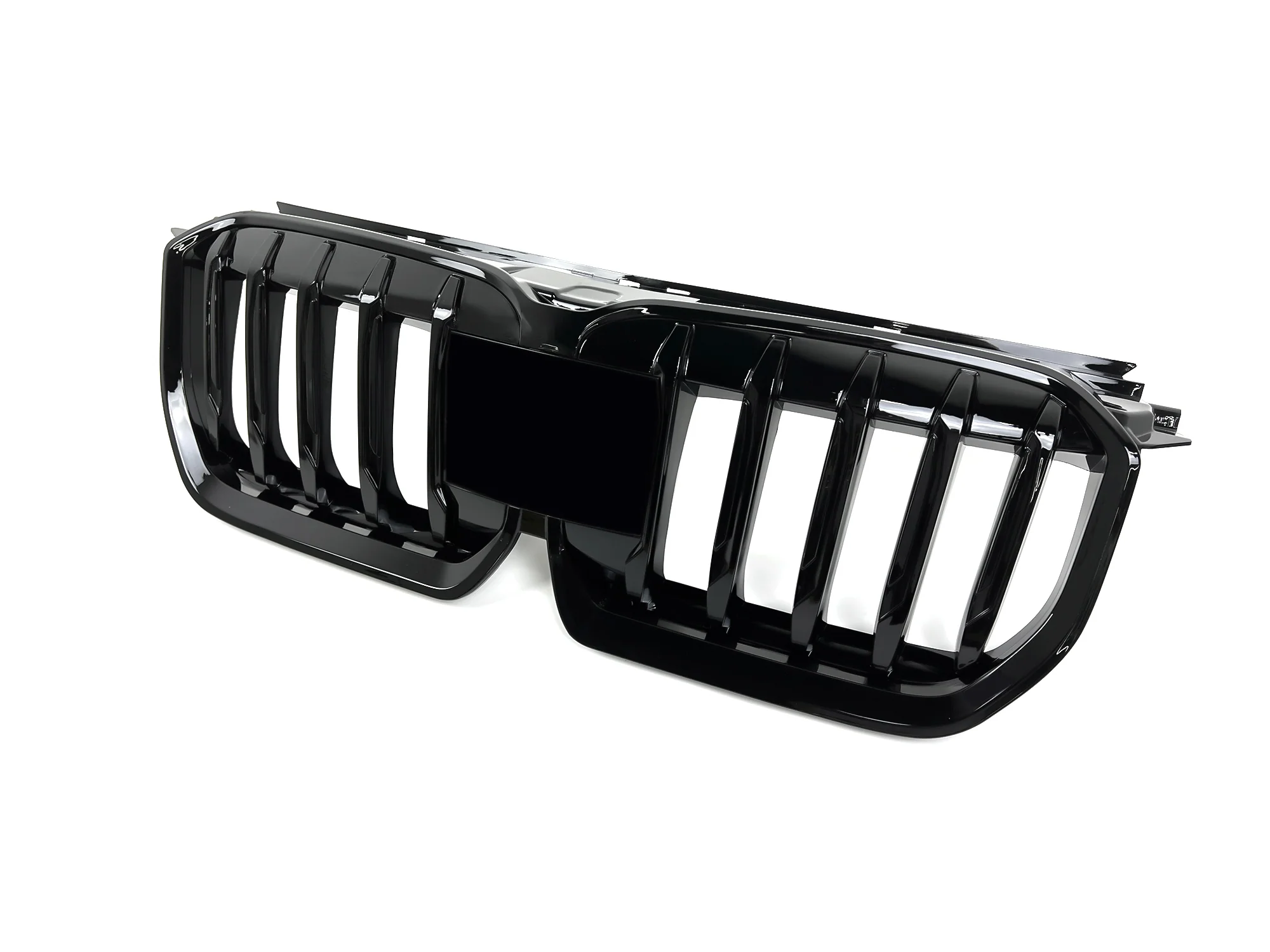 Gloss Black Front Kidney Grille for BMW X1 U11 U12 2023+ - Image 4