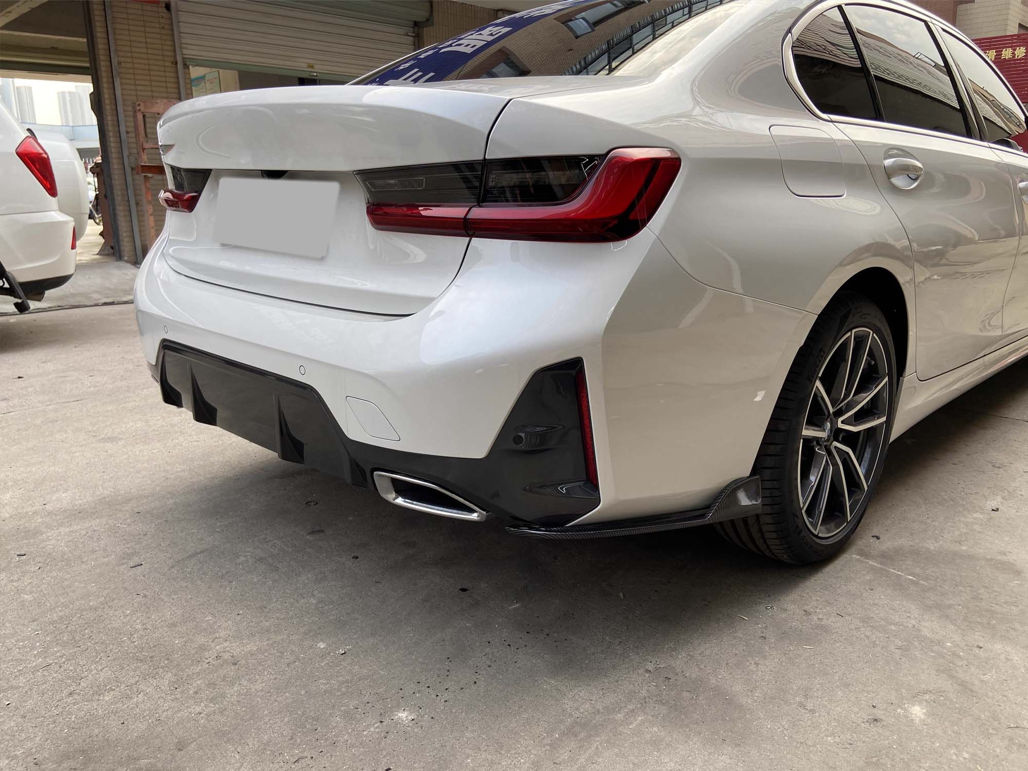 Gloss Black Rear Bumper Side Splitter for BMW 3-Series G20 M340i 2023 2024 - Image 2