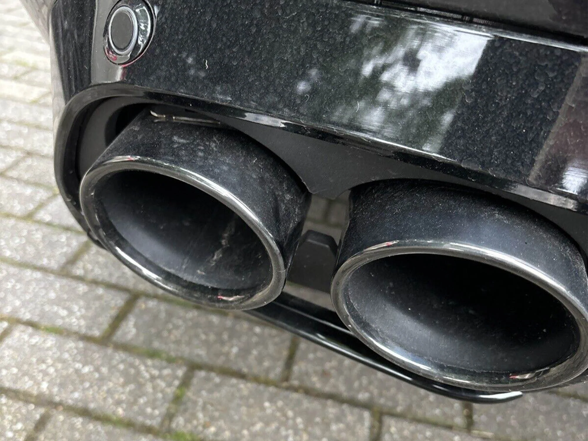 C43 Style Gloss Black Rear Diffuser + Exhaust Tips For Mercedes W205 C200 C300 C350 Non-AMG Sedan 2015-2021 - Image 4