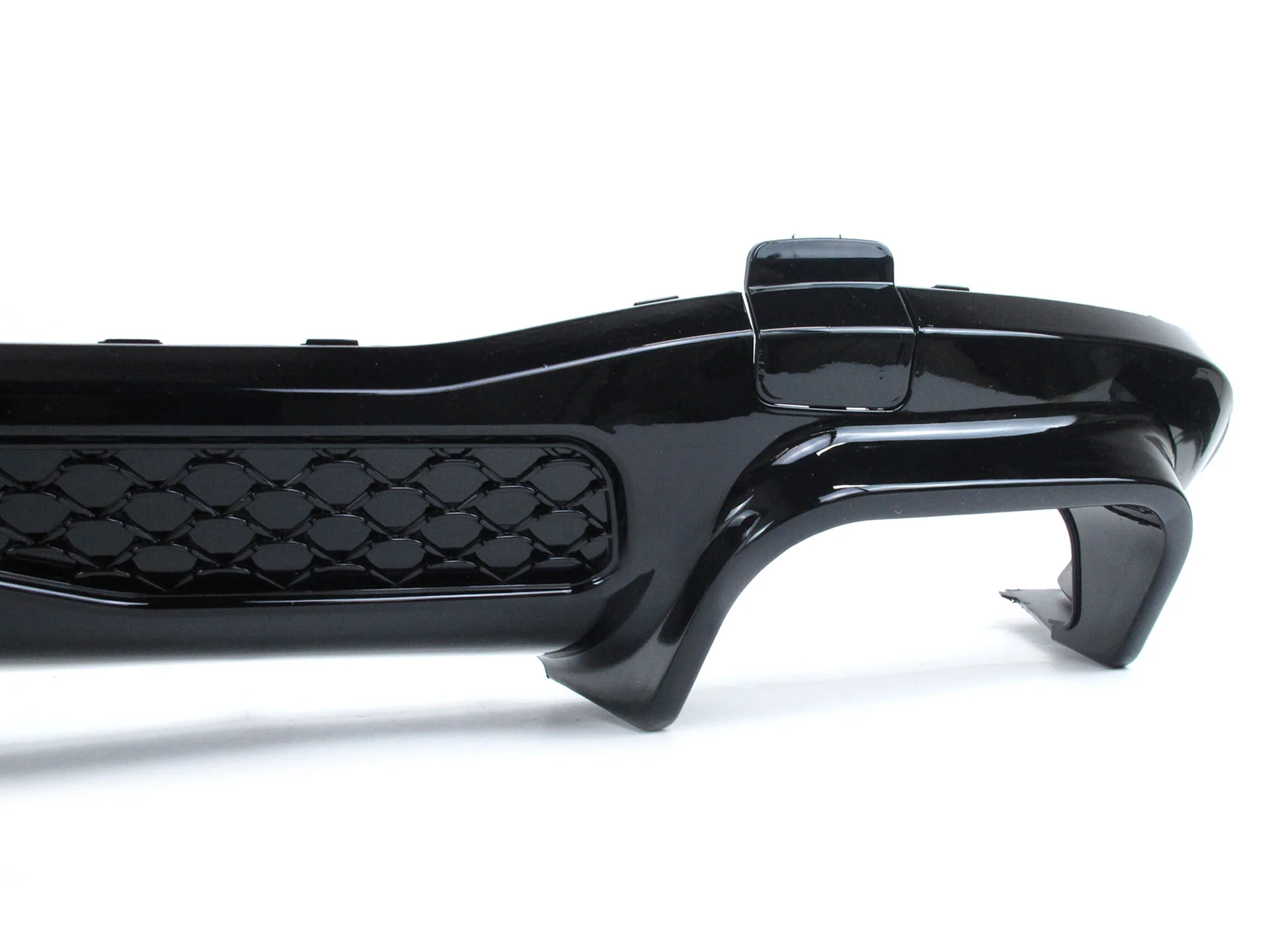 Gloss Black Rear Diffuser w/ Tips for Mercedes W223 S500 S580 AMG 2021–2025 - Image 17