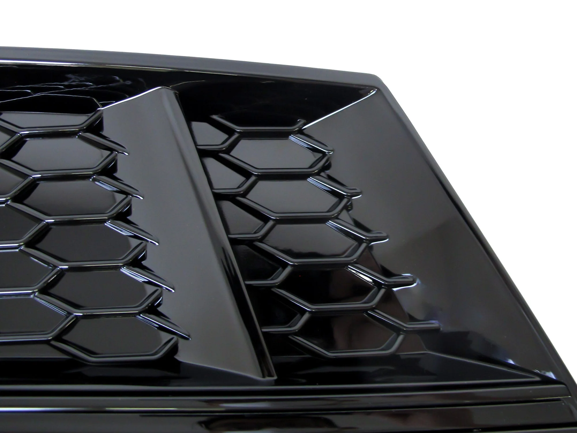 Pair Front Fog Light Grill Cover for Audi A4 B9 Non-Sline 2017-2019 - Image 10
