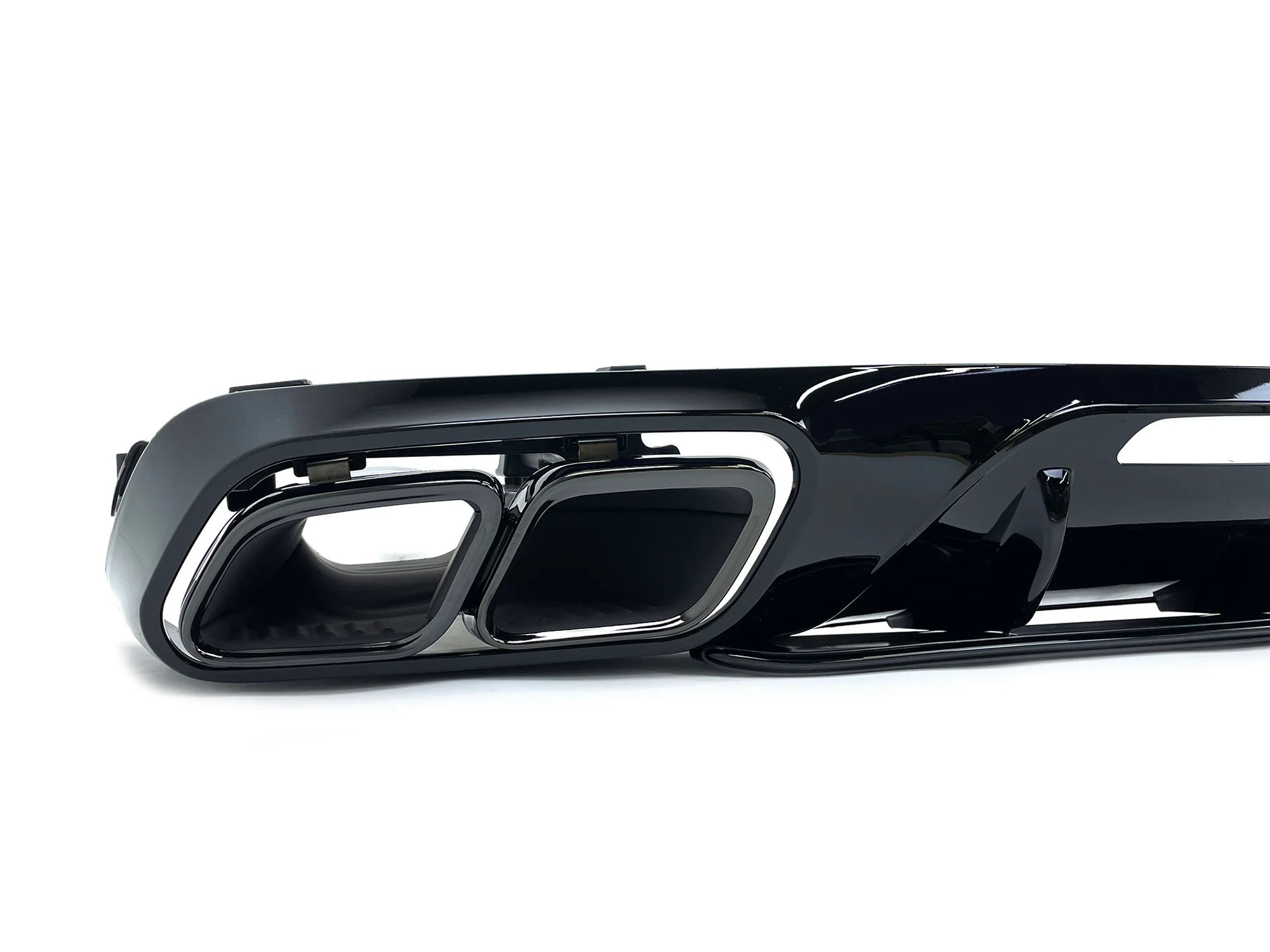 Gloss Black Rear Diffuser w/ Quad Exhaust Tips For 2015-2018 Mercedes CLS CLS400 CLS450 CLS500 CLS550 AMG Bumper Only - Image 7