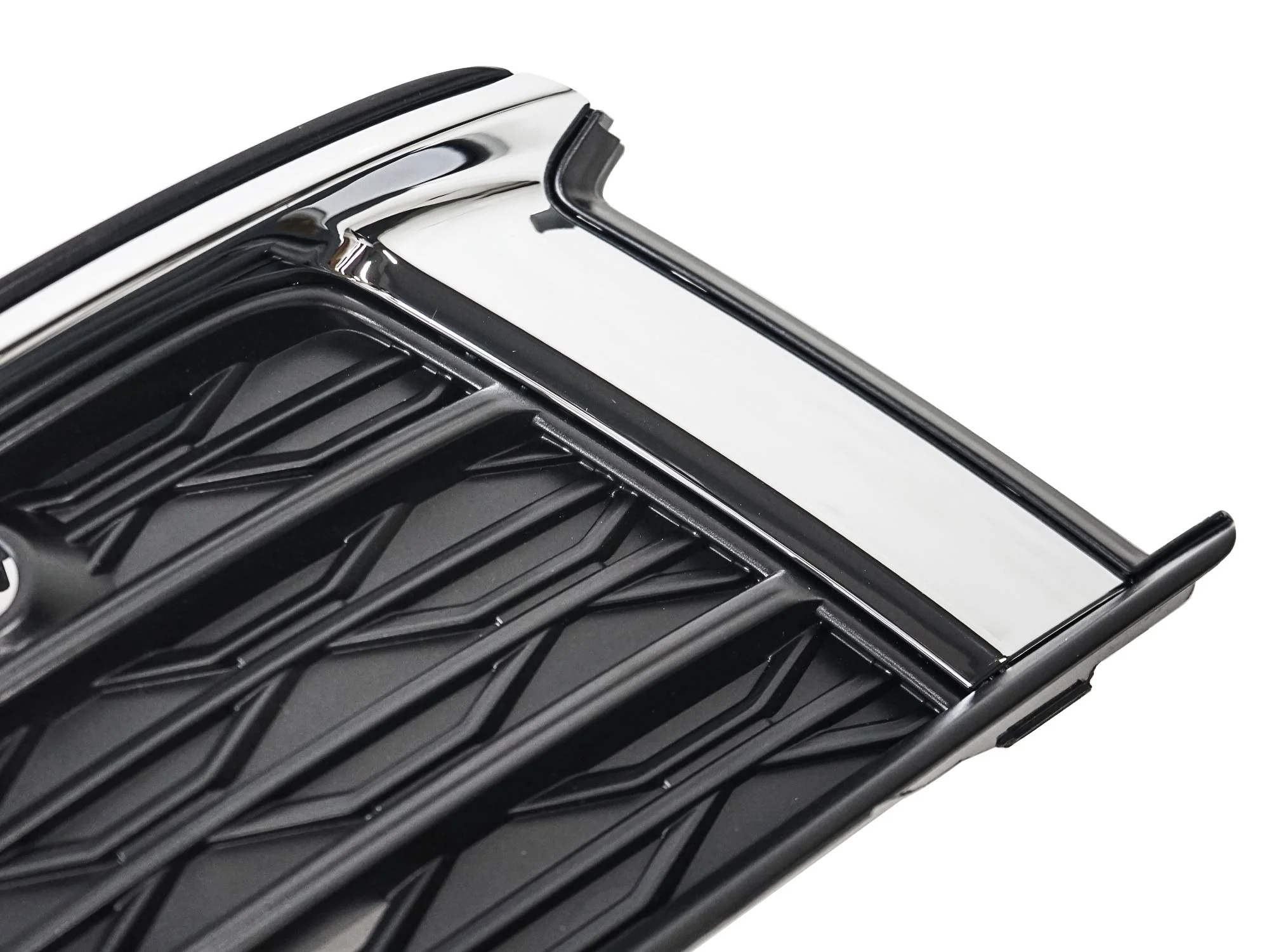 Left & Right Fog Light Grille Cover Trim For Audi A6 C8 Non-Sline 2019–2025 - Image 9