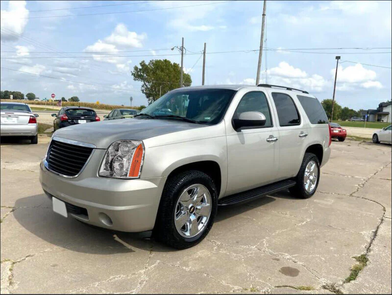 Left+Right Headlights Front Lamps For 2007-2014 GMC Yukon Denali XL1500 2500 - Image 2