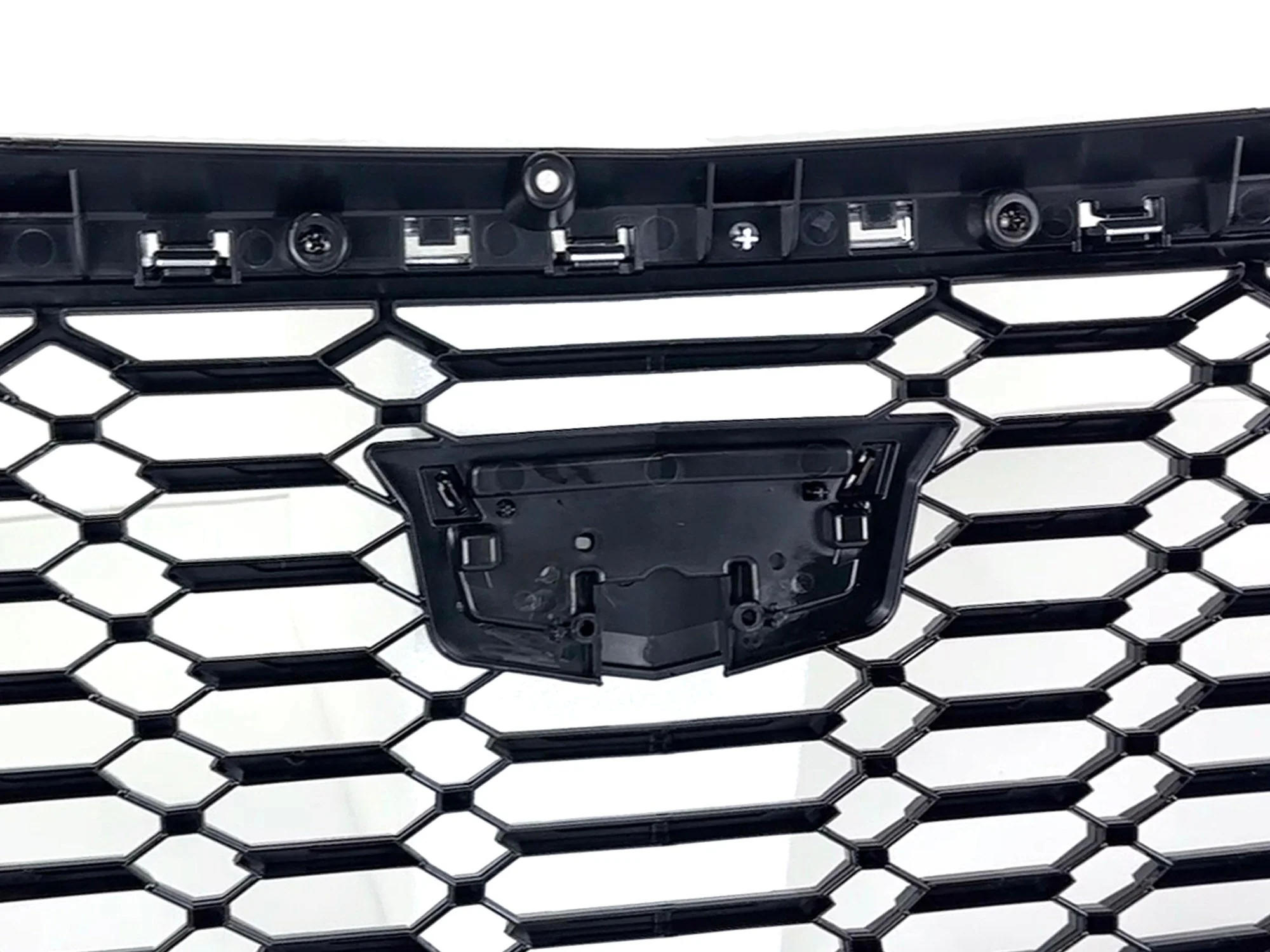 Front Upper Honeycomb Grill Chrome for Cadillac XT4 2019-2023 No Camera - Image 12