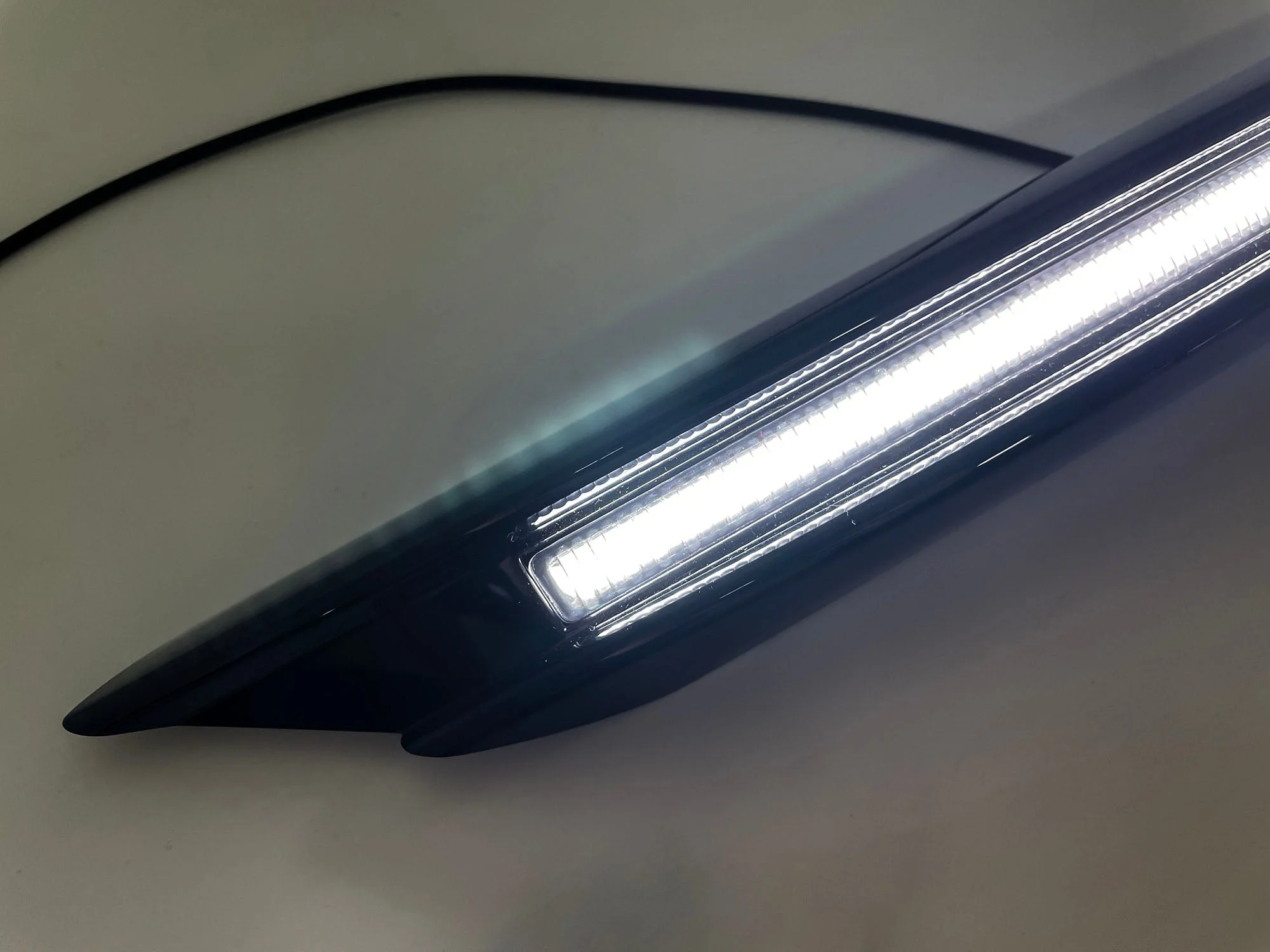 LED DRL Fog Lights for 2022–2025 Mercedes W206 C200 C300 AMG Line Sedan - Image 8