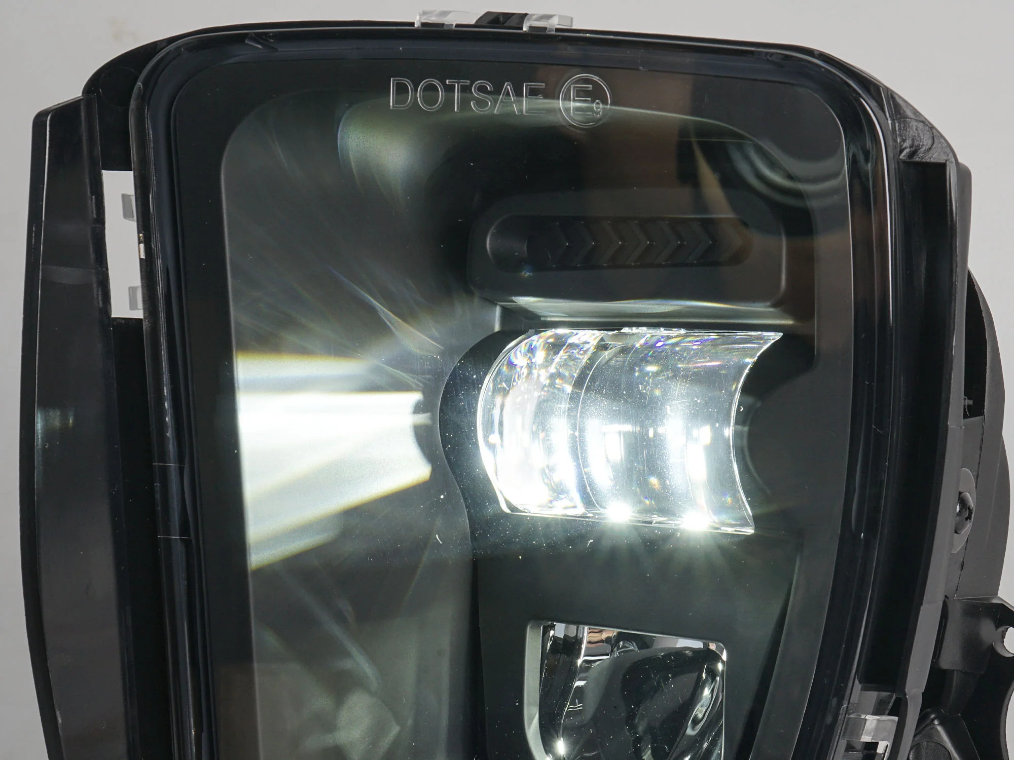 Black Bumper LED Fog Lights For Dodge Ram 1500 2013 2014 2015 2016 2017 - Image 12