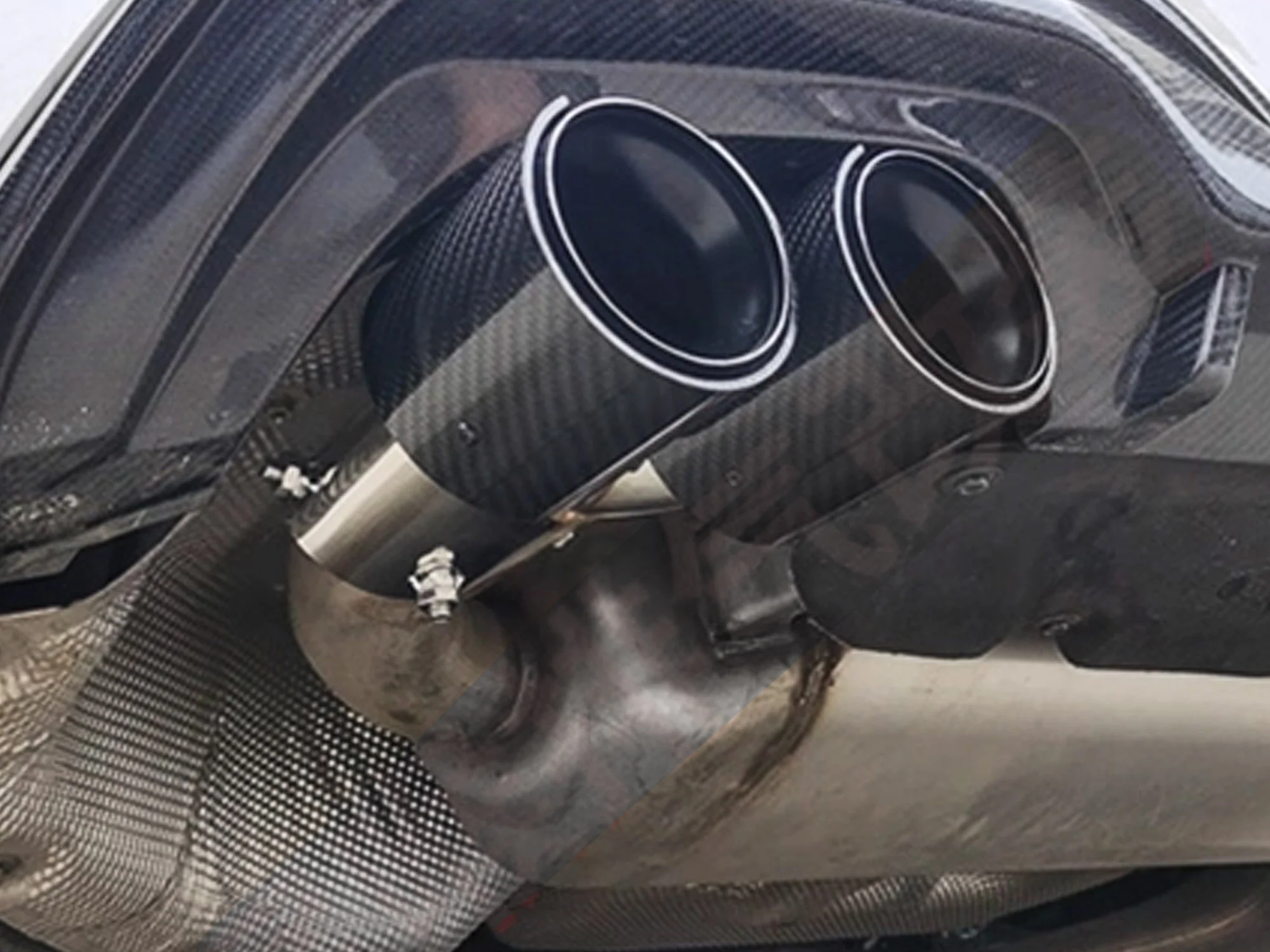 Black Carbon Fiber Stainless Exhaust Tips For 2019-2025 BMW G20 M340i G42 M440i G23 G26 M220i - Image 3