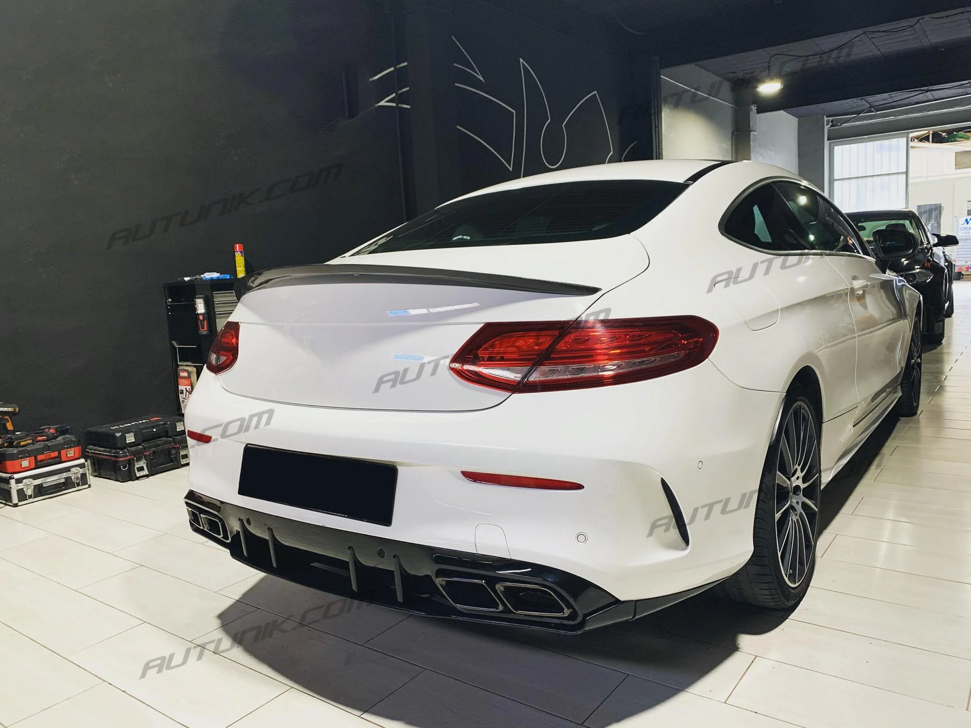 Rear Diffuser + Black Exhaust Tips for Mercedes W205 Coupe Convertible C300 C43 AMG 2015-2021 di74 - Image 3