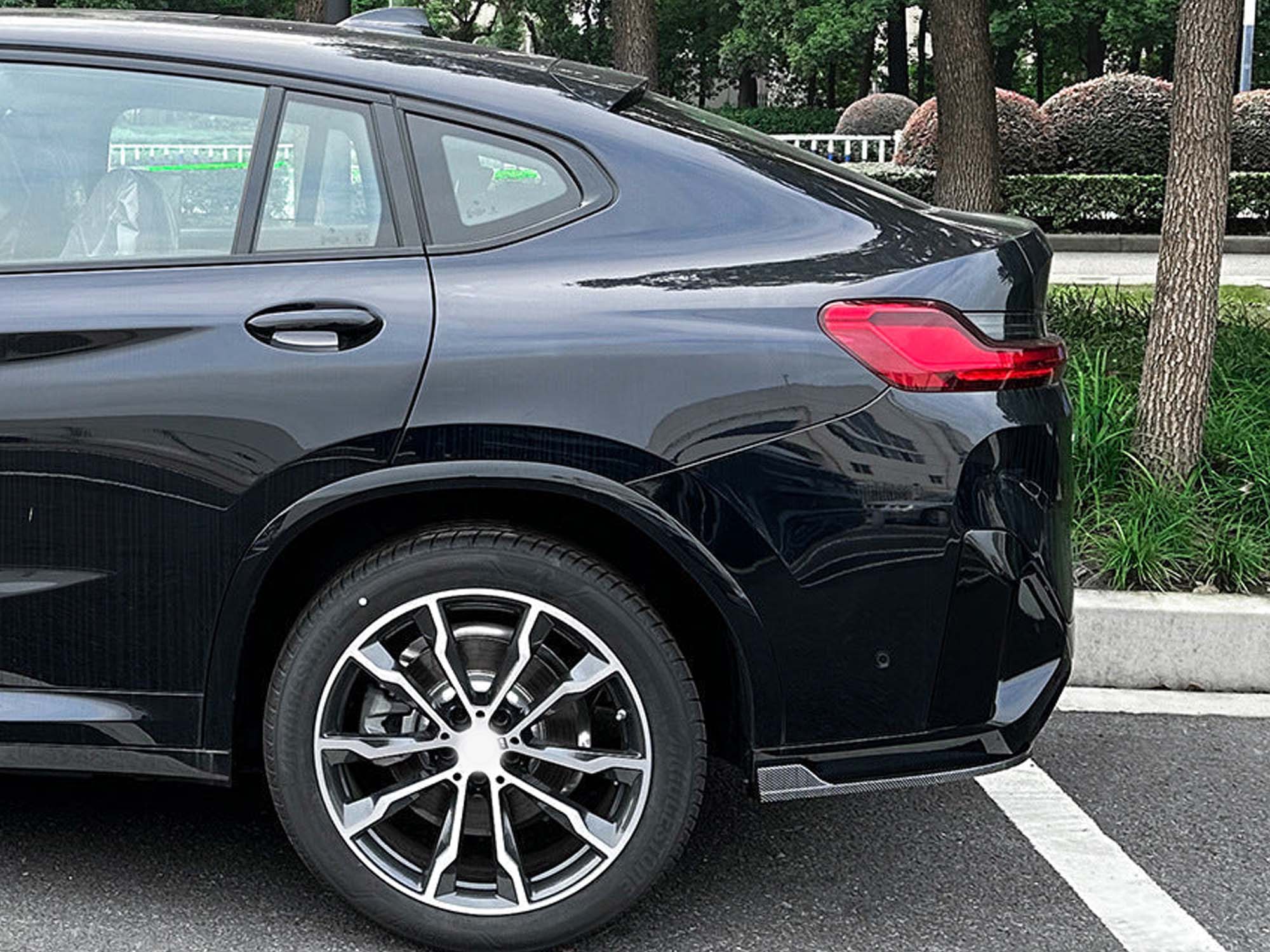 Rear Bumper Side Splitter Aprons for BMW X4 G02 LCI M Sport 2022-2024 - Image 2