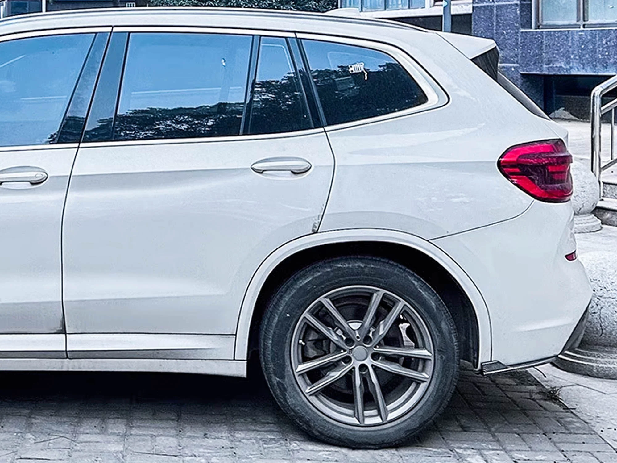 Rear Corner Canards Side Air Splitters Kits For BMW X3 G01 LCI M Sport 2022+ - Image 2