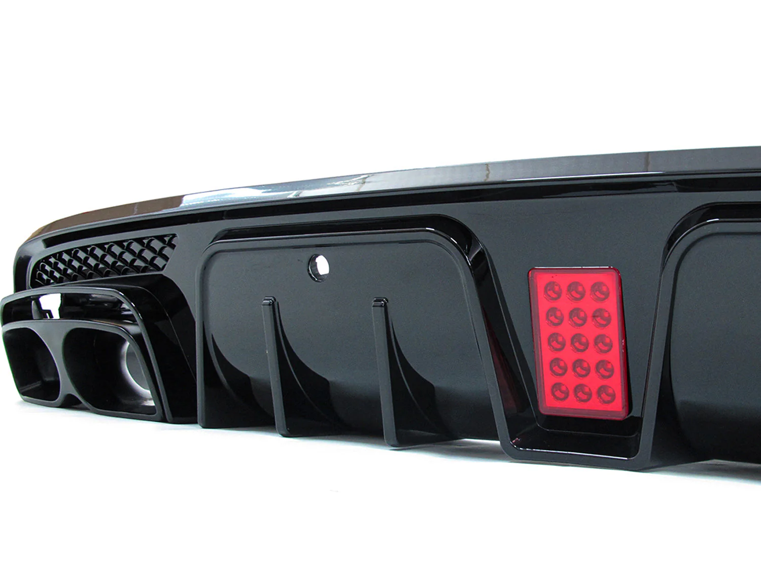 Black Rear Diffuser w/ LED + Black Exhaust Tips For 15-21 Mercedes W205 Sedan C300 C450 C43 AMG - Image 10