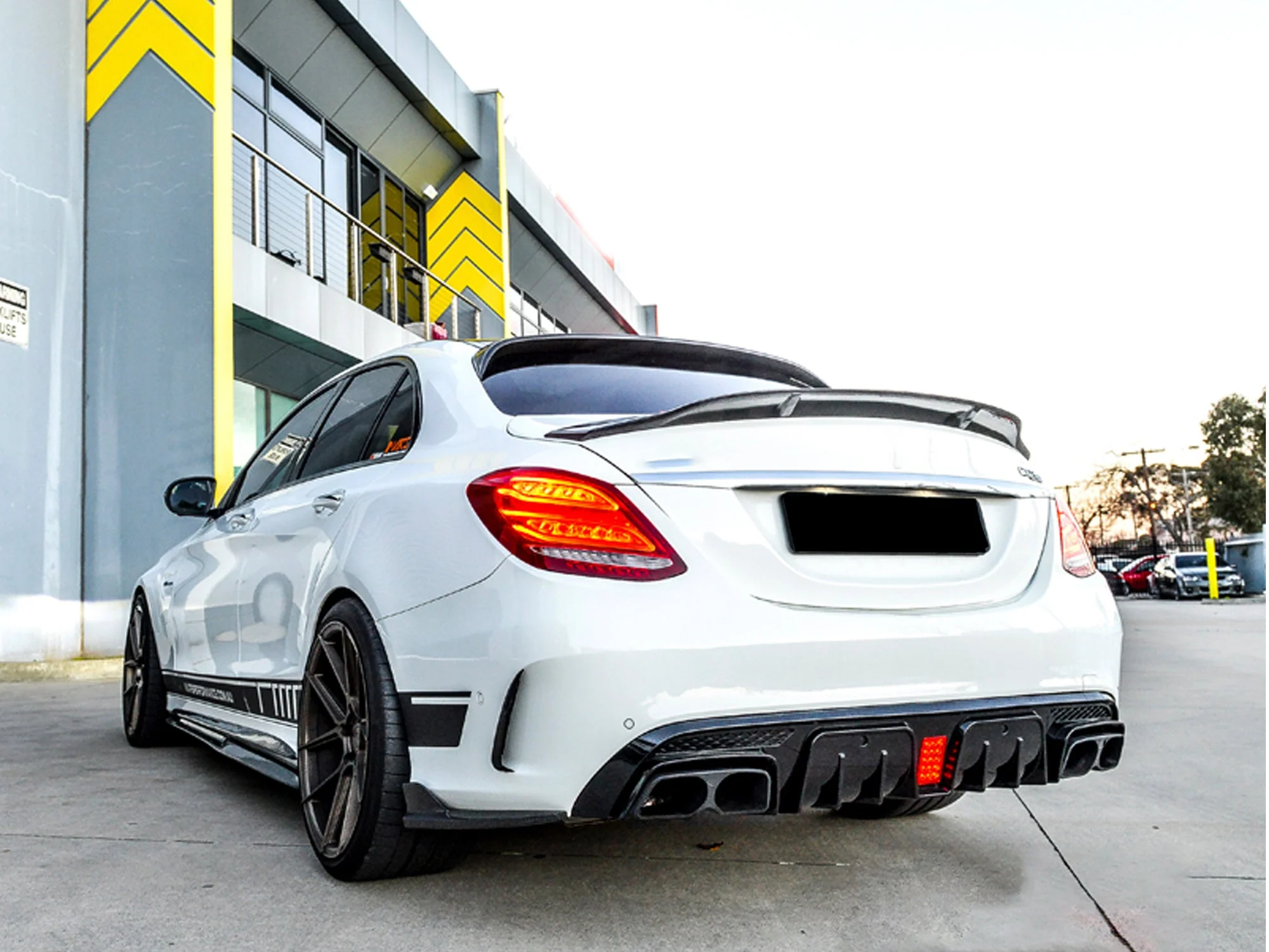 Black Rear Diffuser w/ LED + Black Exhaust Tips For 15-21 Mercedes W205 Sedan C300 C450 C43 AMG - Image 3