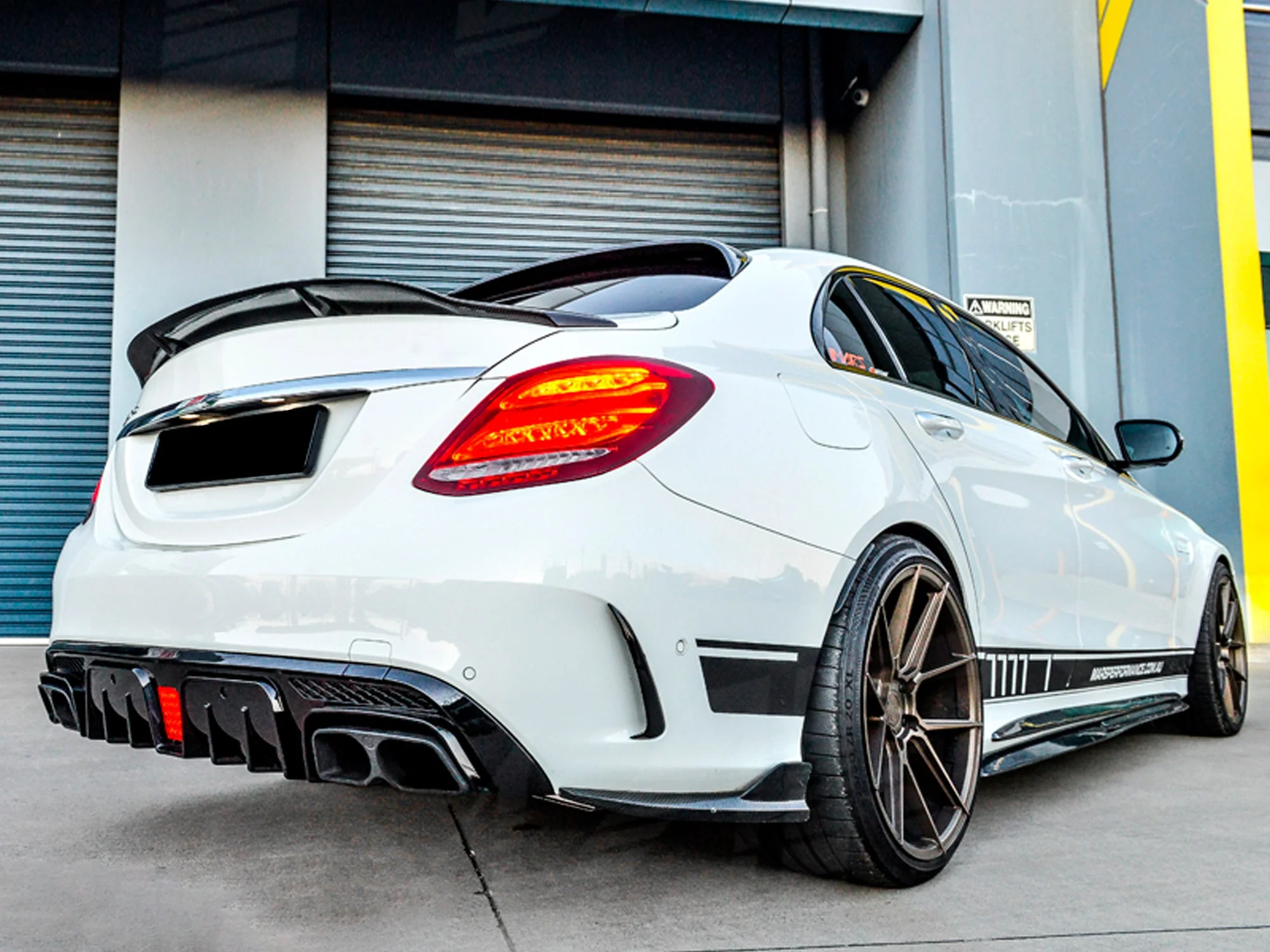 Black Rear Diffuser w/ LED + Black Exhaust Tips For 15-21 Mercedes W205 Sedan C300 C450 C43 AMG - Image 4