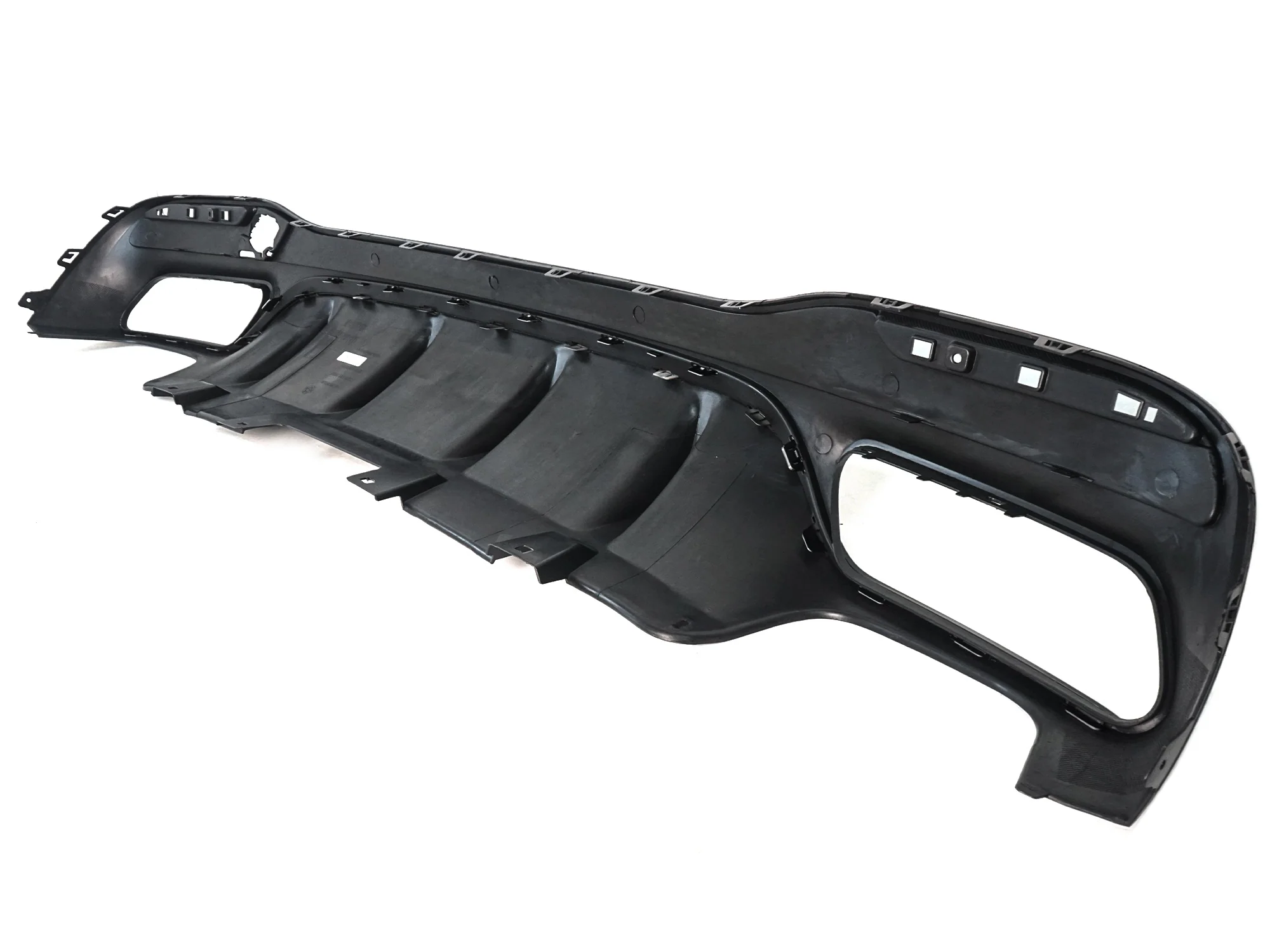Rear Diffuser Lip w/ Black Exhaust Tips For Mercedes GLE W166 SUV GLE300 GLE350 GLE400 GLE43 AMG 2015-2018 - Image 9