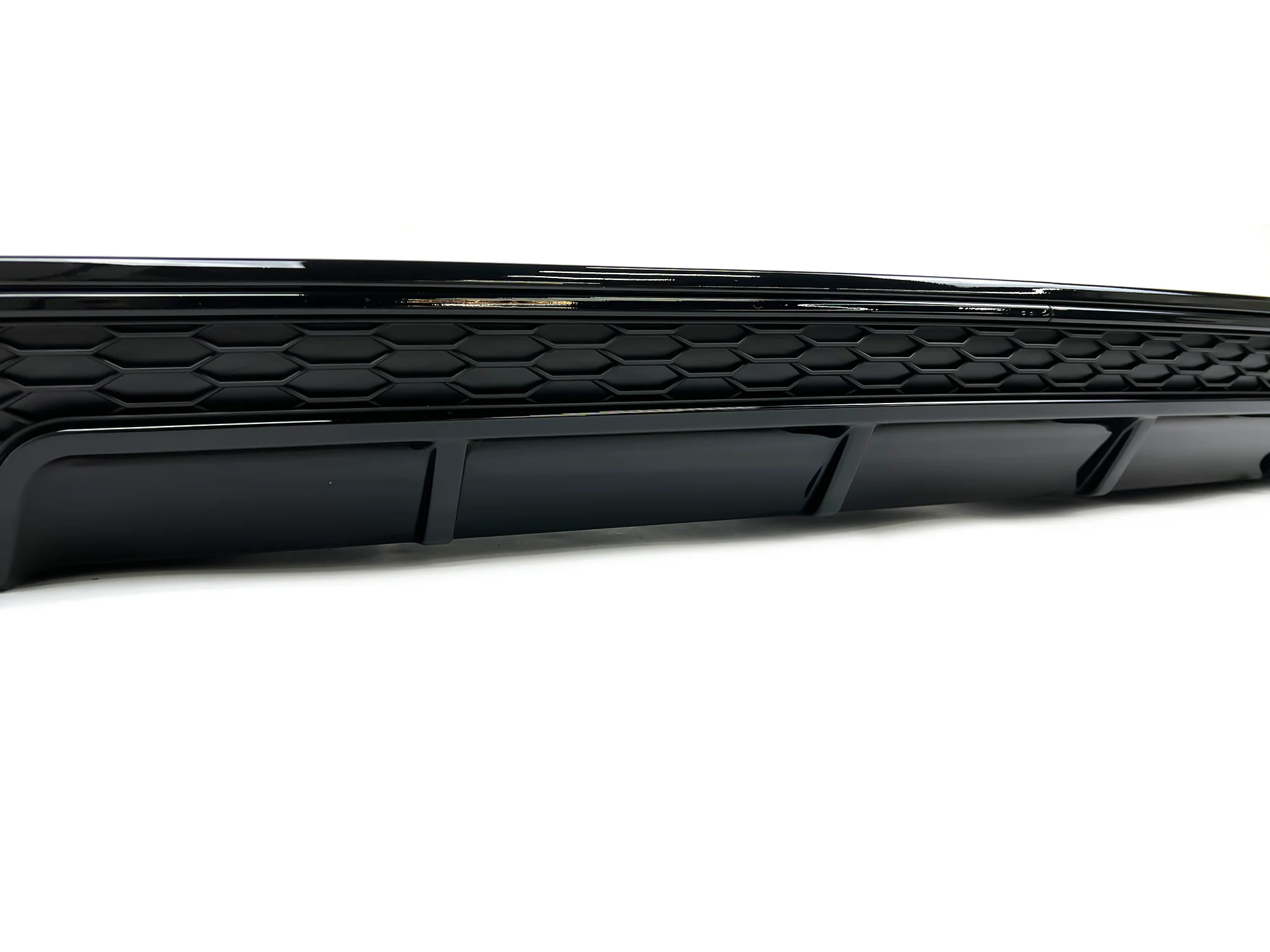 Gloss Black Rear Diffuser + Exhaust Tips For Audi A6 C7.5 Non-S-Line Sedan 2016-2018 - Image 7