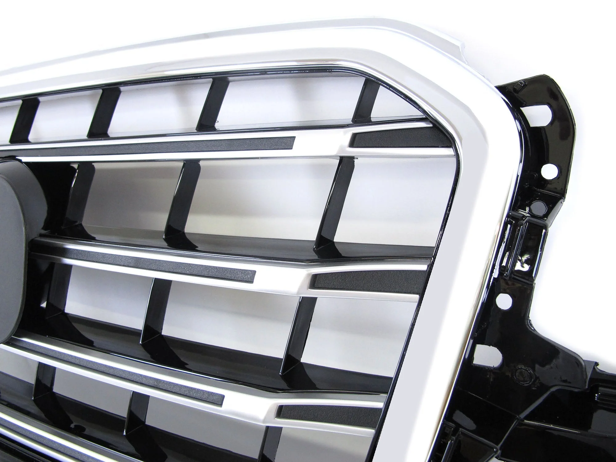 SQ5 Style Chrome Front Grille Radiator For 2013-2017 AUDI Q5 - Image 8