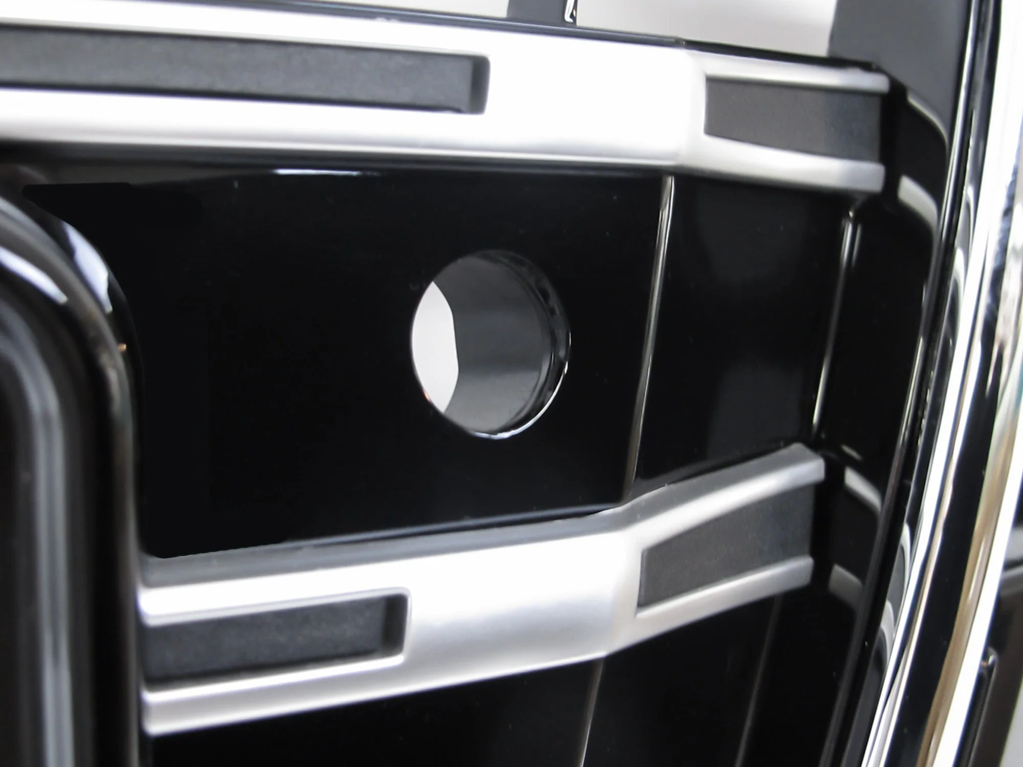 SQ5 Style Chrome Front Grille Radiator For 2013-2017 AUDI Q5 - Image 9
